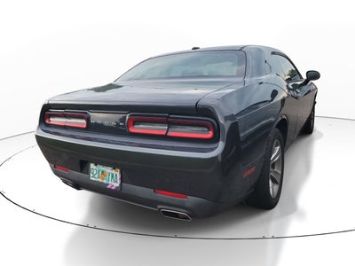 2017 Dodge Challenger SXT