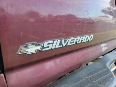 2000 Chevrolet Silverado 1500 LS