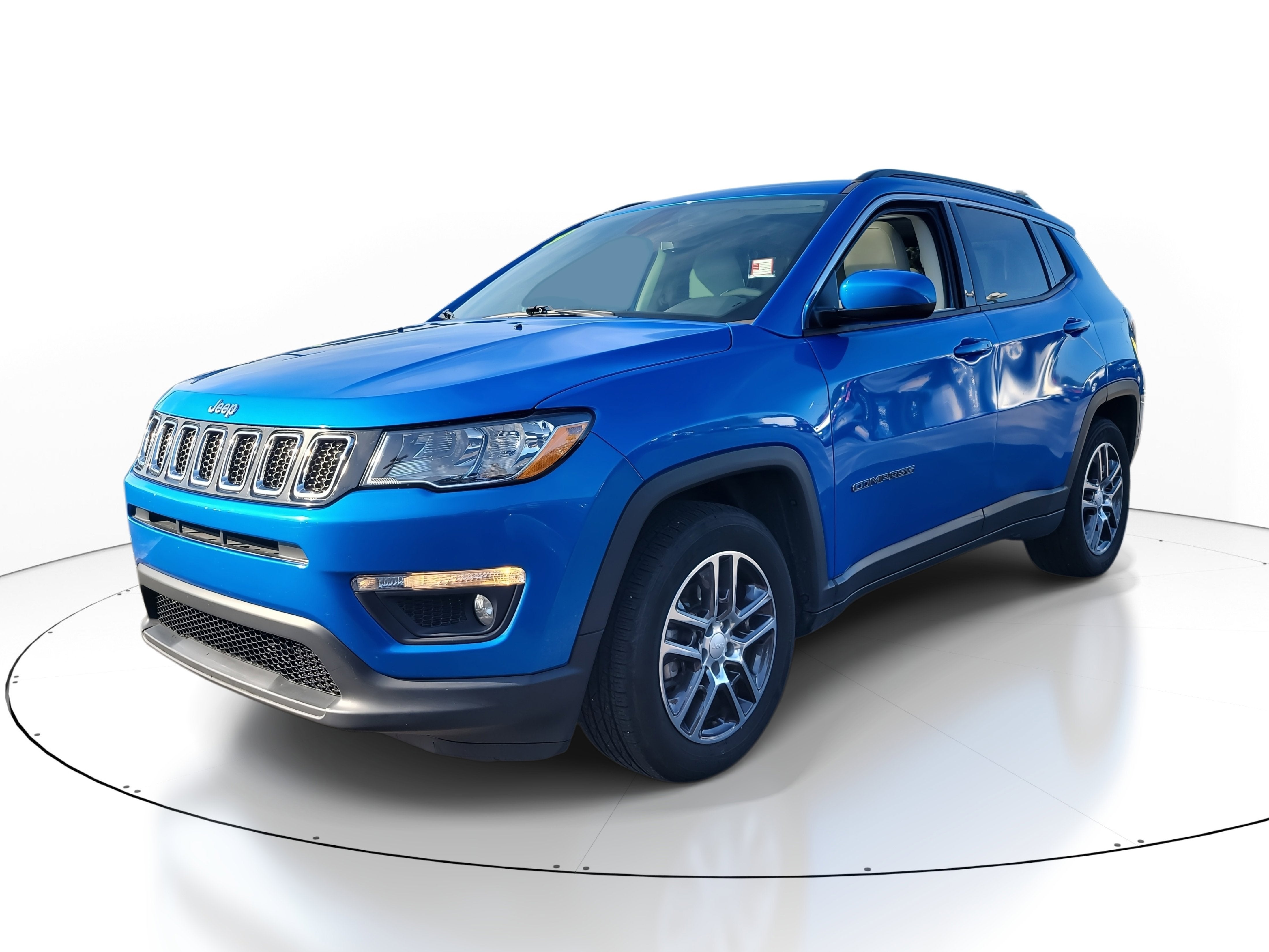 2019 Jeep Compass Latitude with Sun/Wheel Pkg