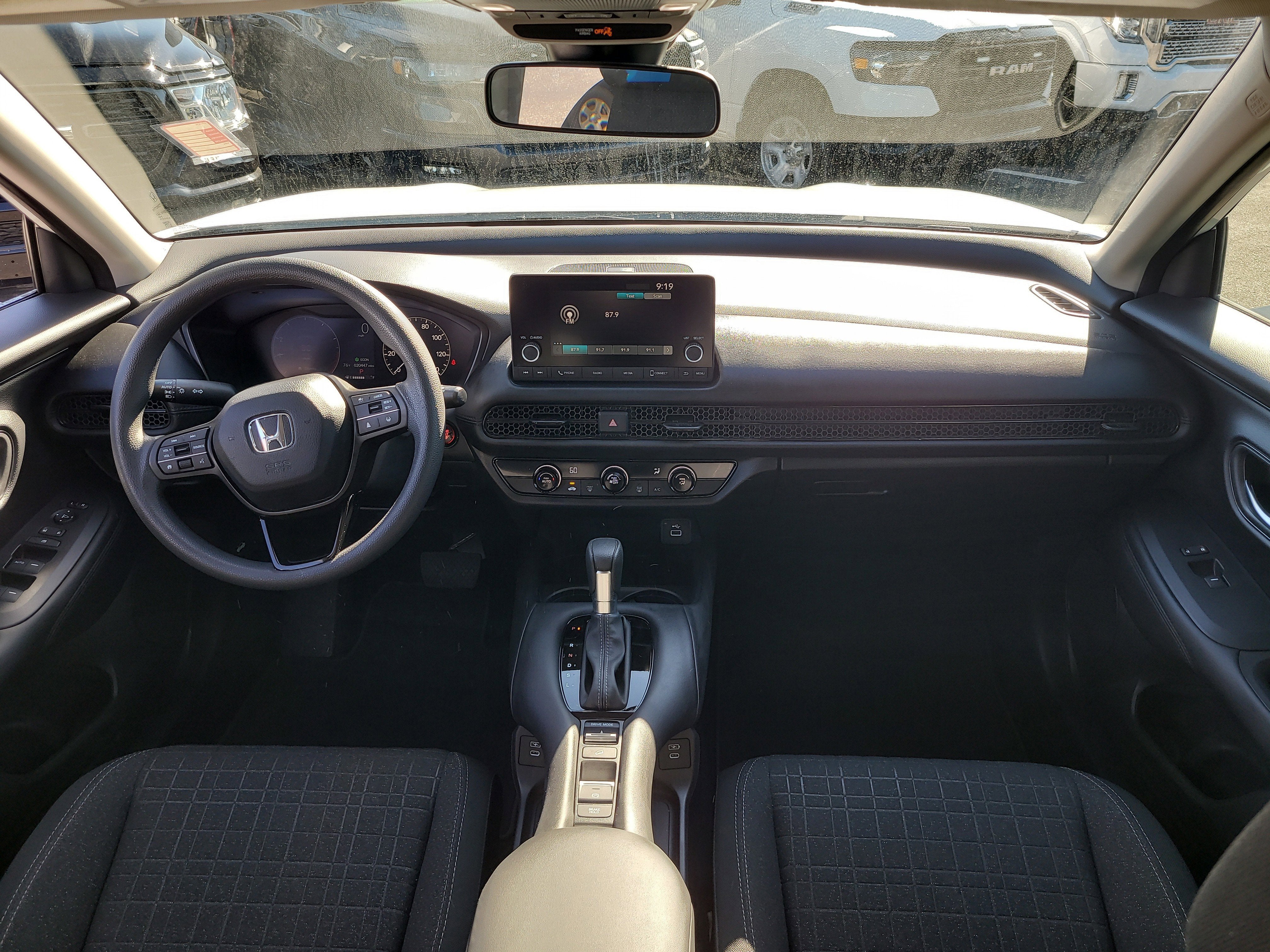 2025 Honda HR-V LX
