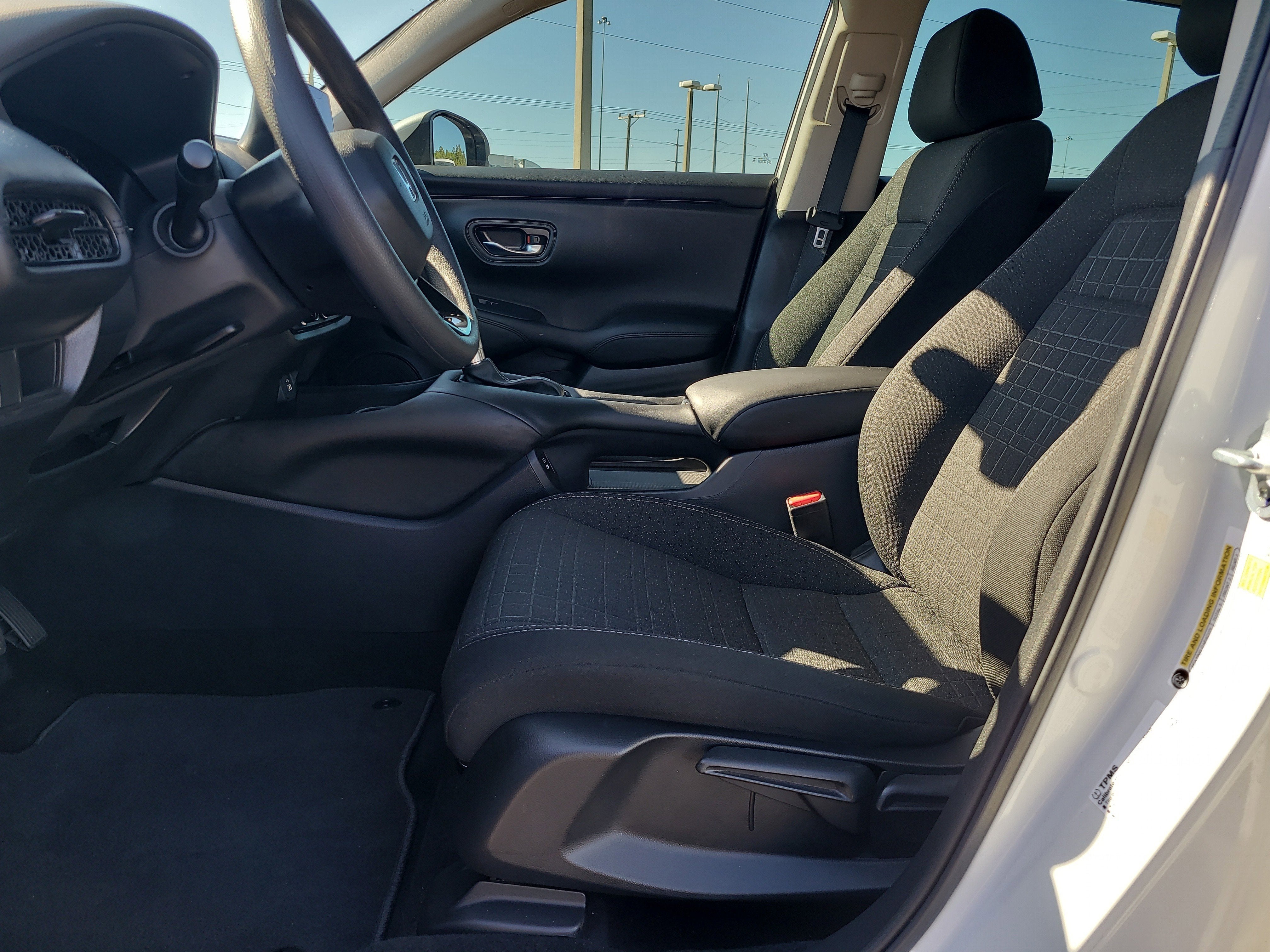 2025 Honda HR-V LX