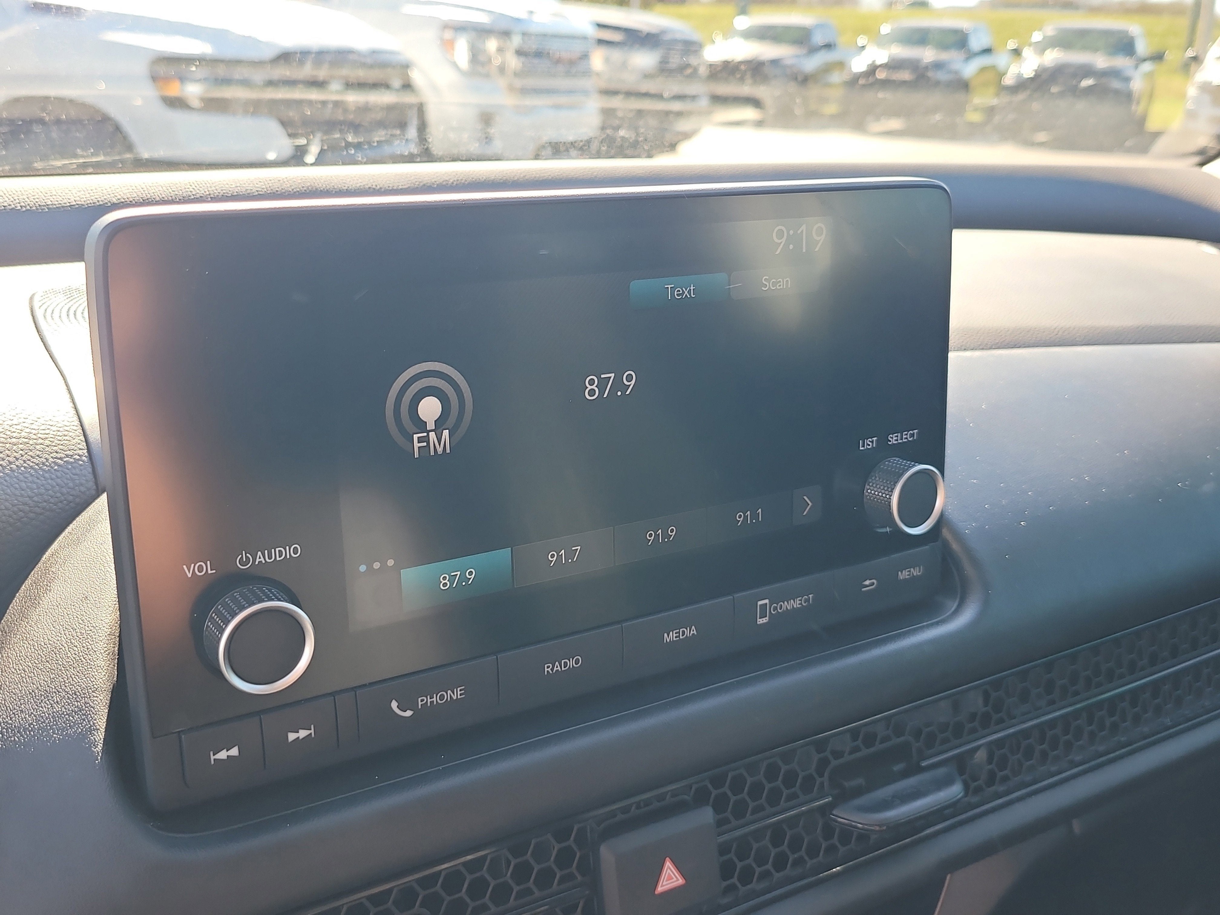 2025 Honda HR-V LX