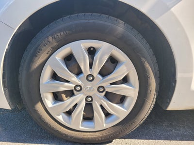 2021 Hyundai Accent SE