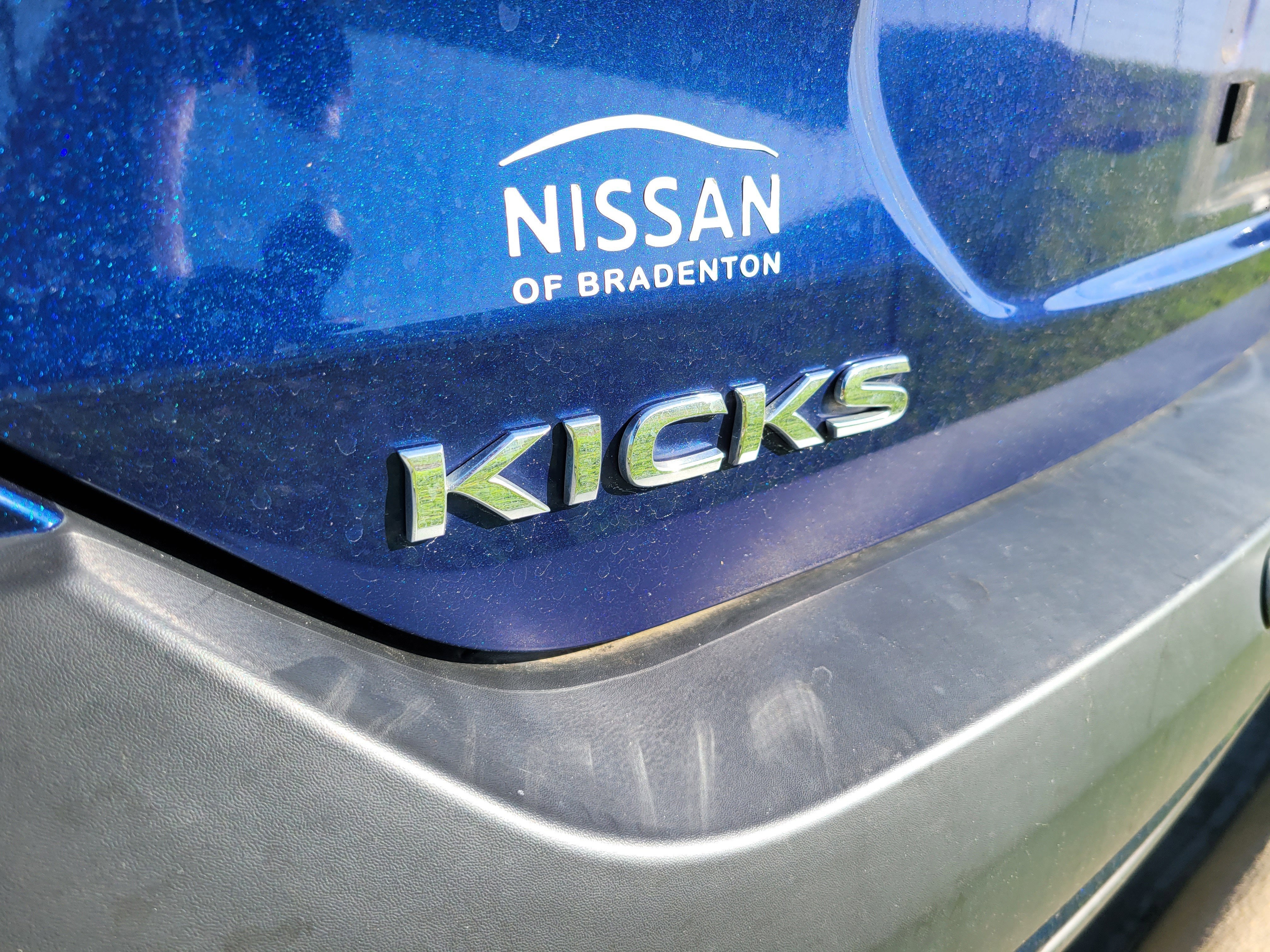 2020 Nissan Kicks SR