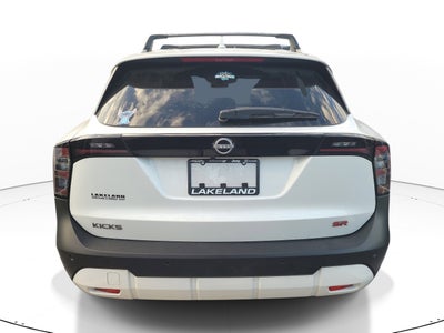 2025 Nissan Kicks SR