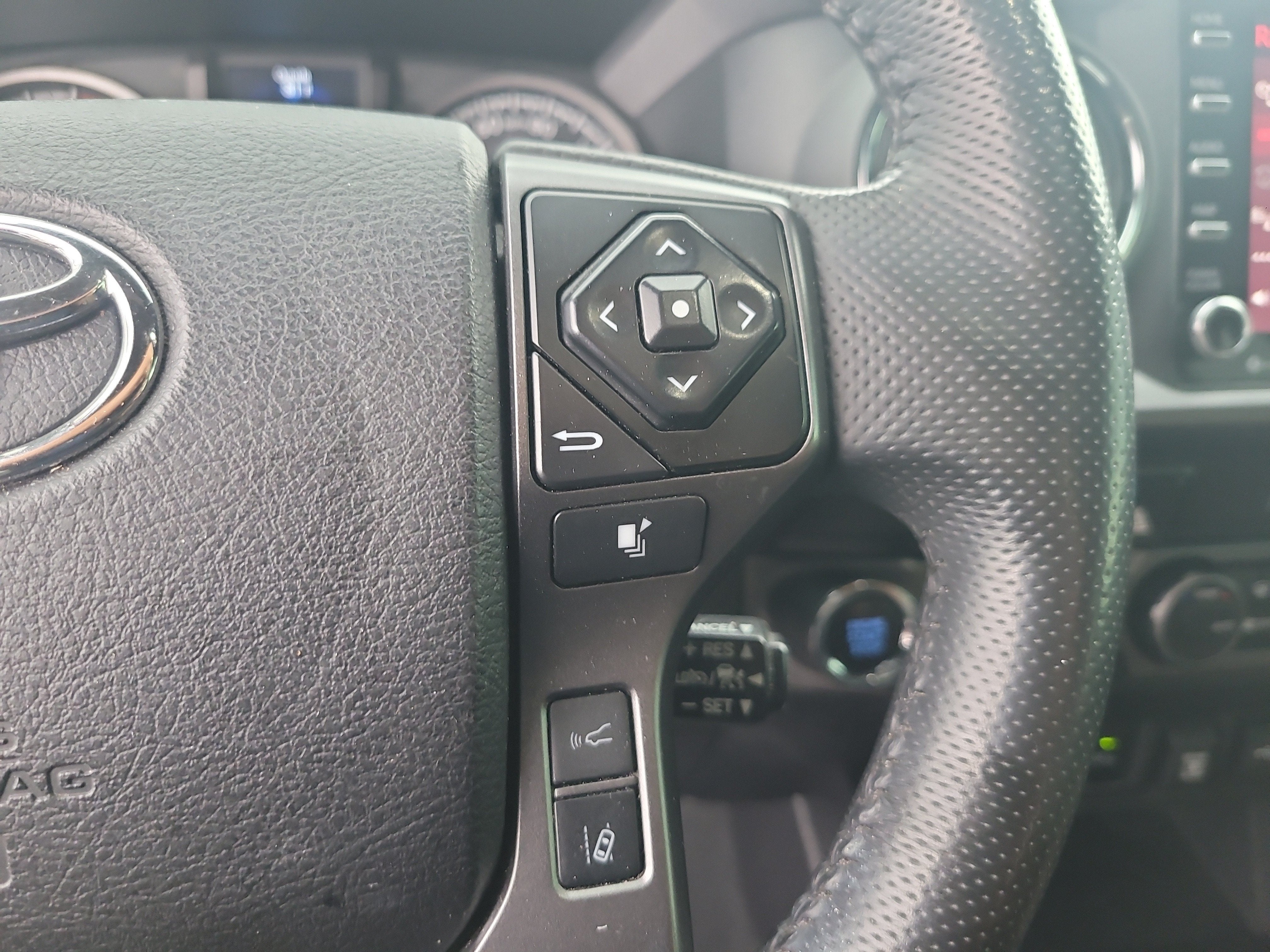 2022 Toyota Tacoma 2WD SR5