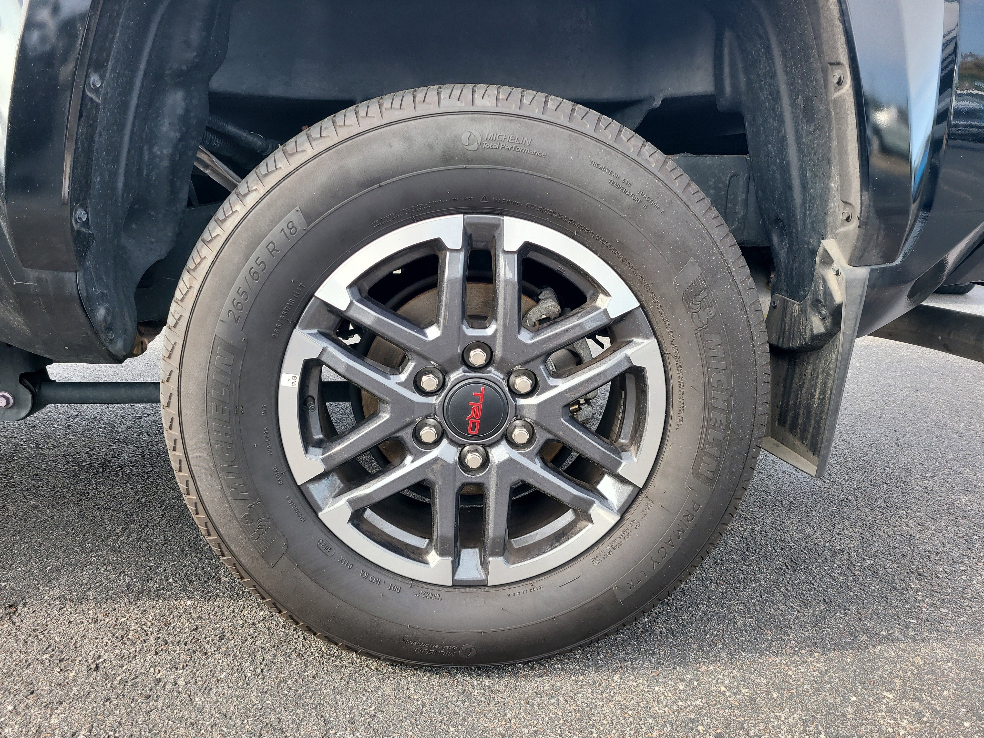 2024 Toyota Tacoma 4WD SR5