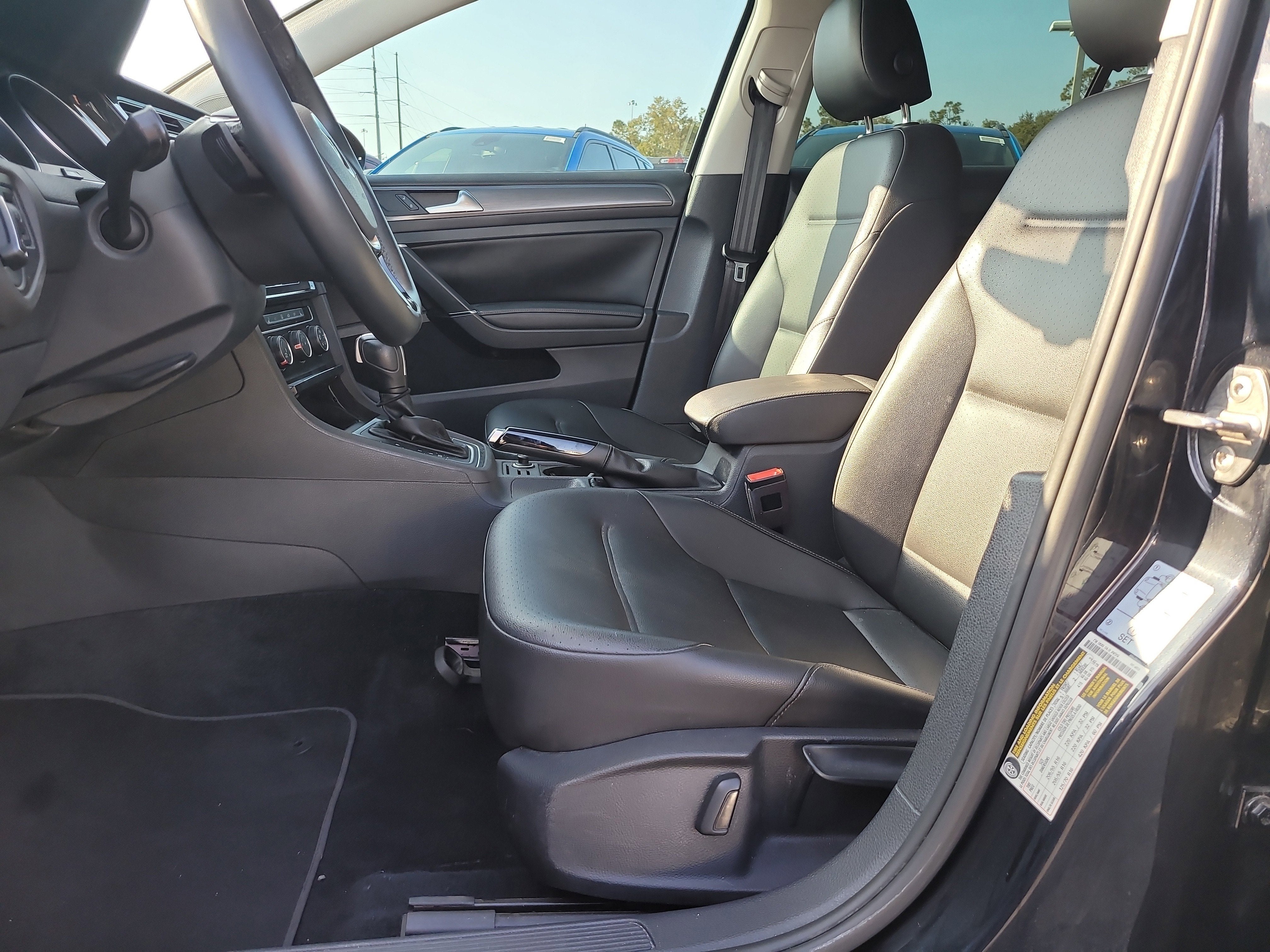 2021 Volkswagen Golf TSI