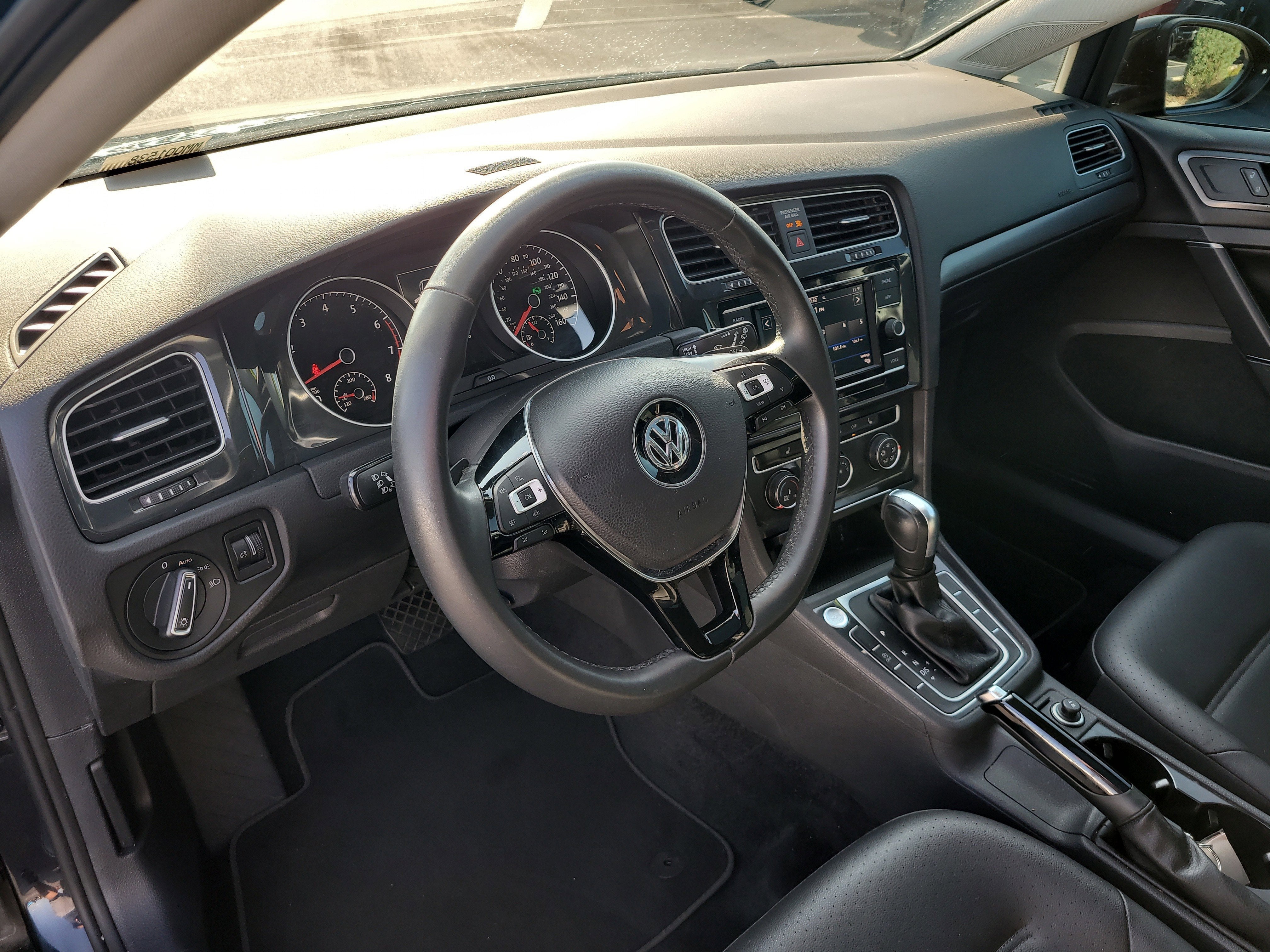 2021 Volkswagen Golf TSI