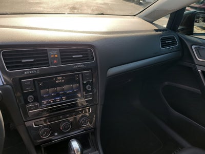 2021 Volkswagen Golf TSI