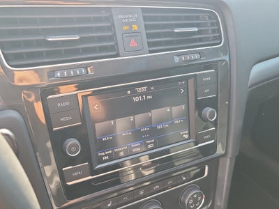 2021 Volkswagen Golf TSI