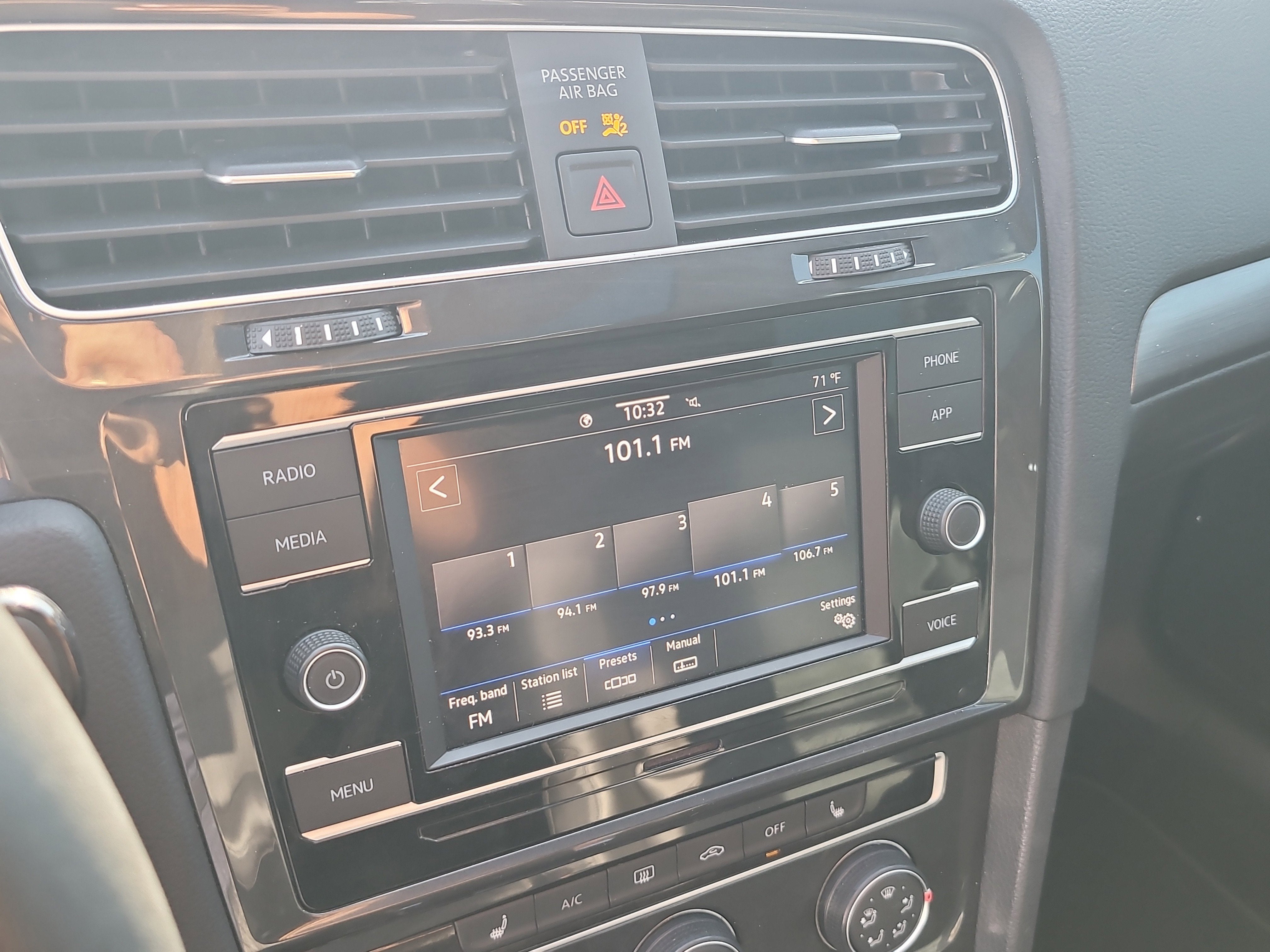 2021 Volkswagen Golf TSI