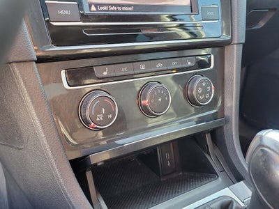 2021 Volkswagen Golf TSI