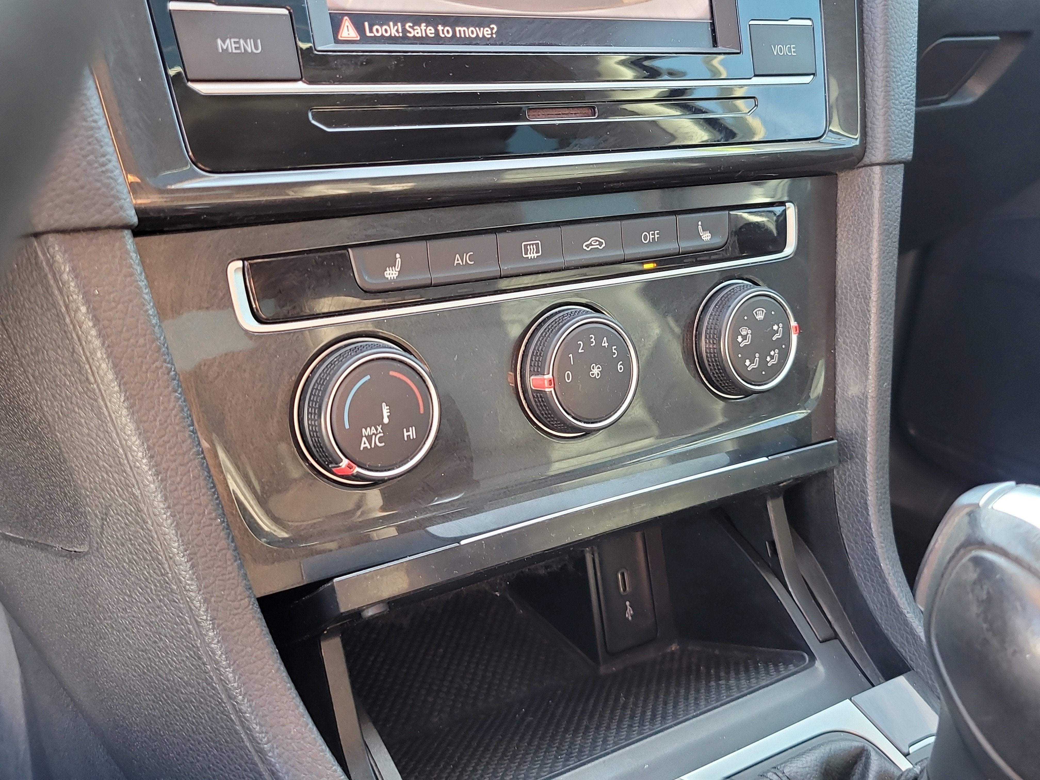 2021 Volkswagen Golf TSI