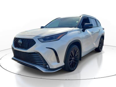 2025 Toyota Highlander LE