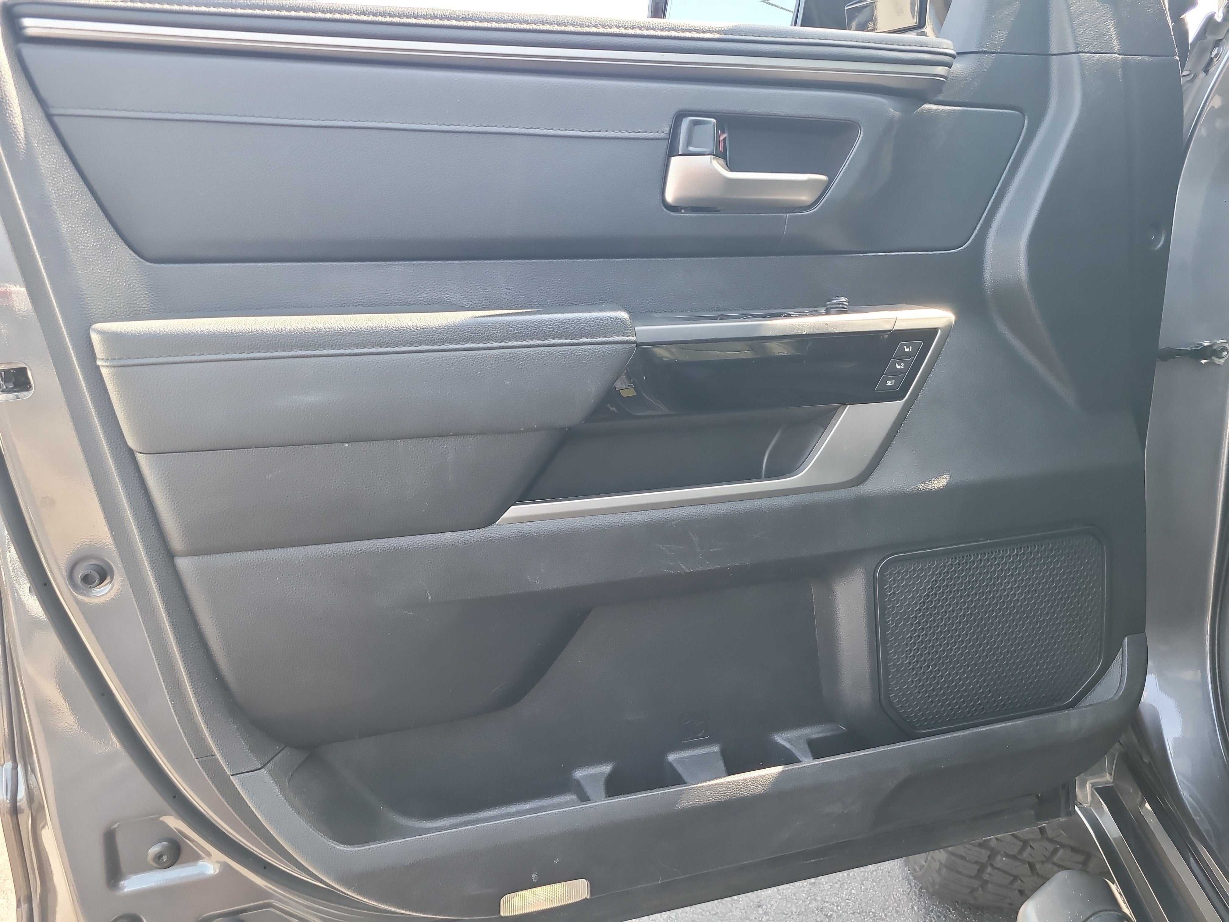 2023 Toyota Tundra 4WD Limited Hybrid