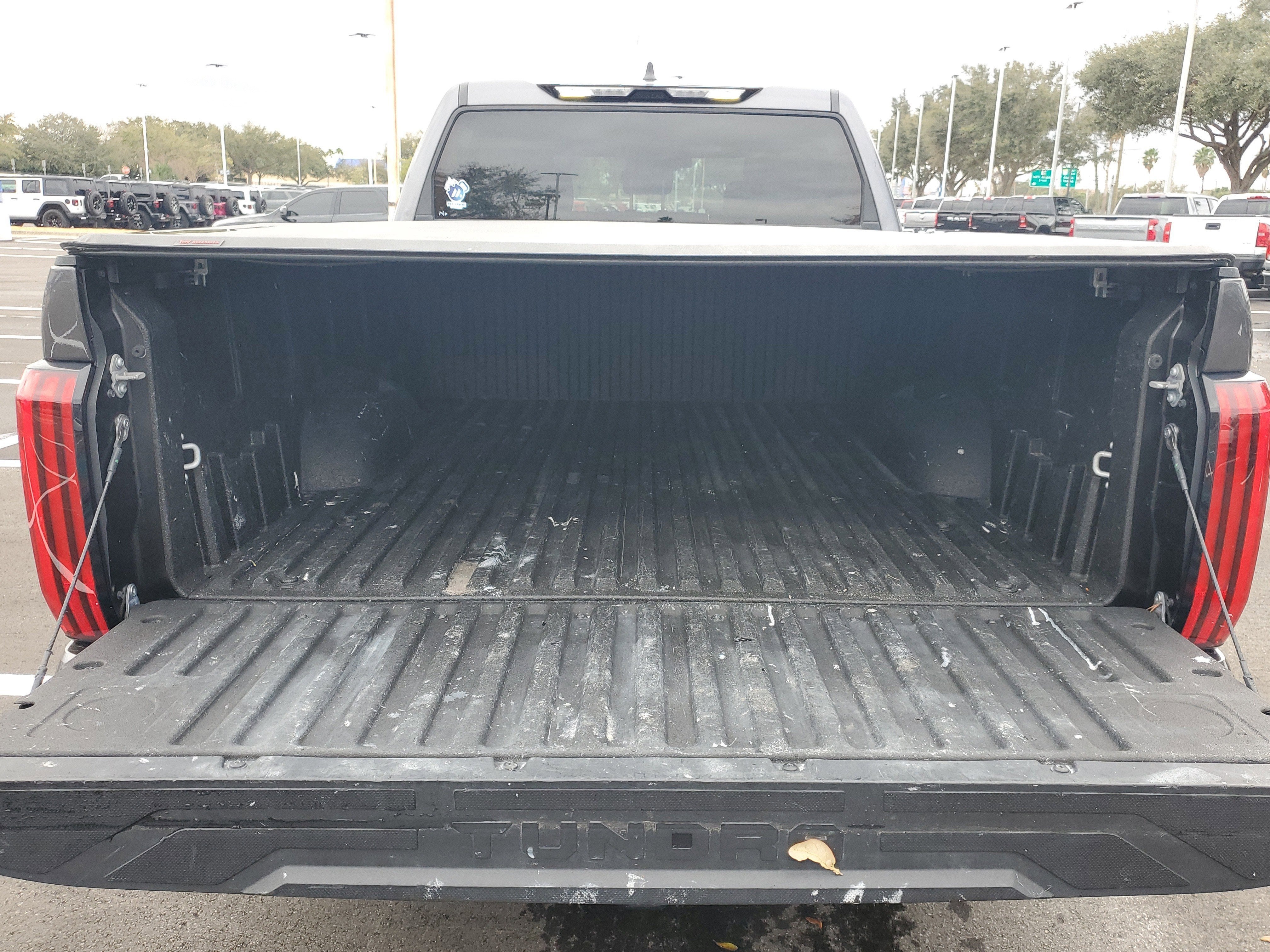 2024 Toyota Tundra 4WD SR5