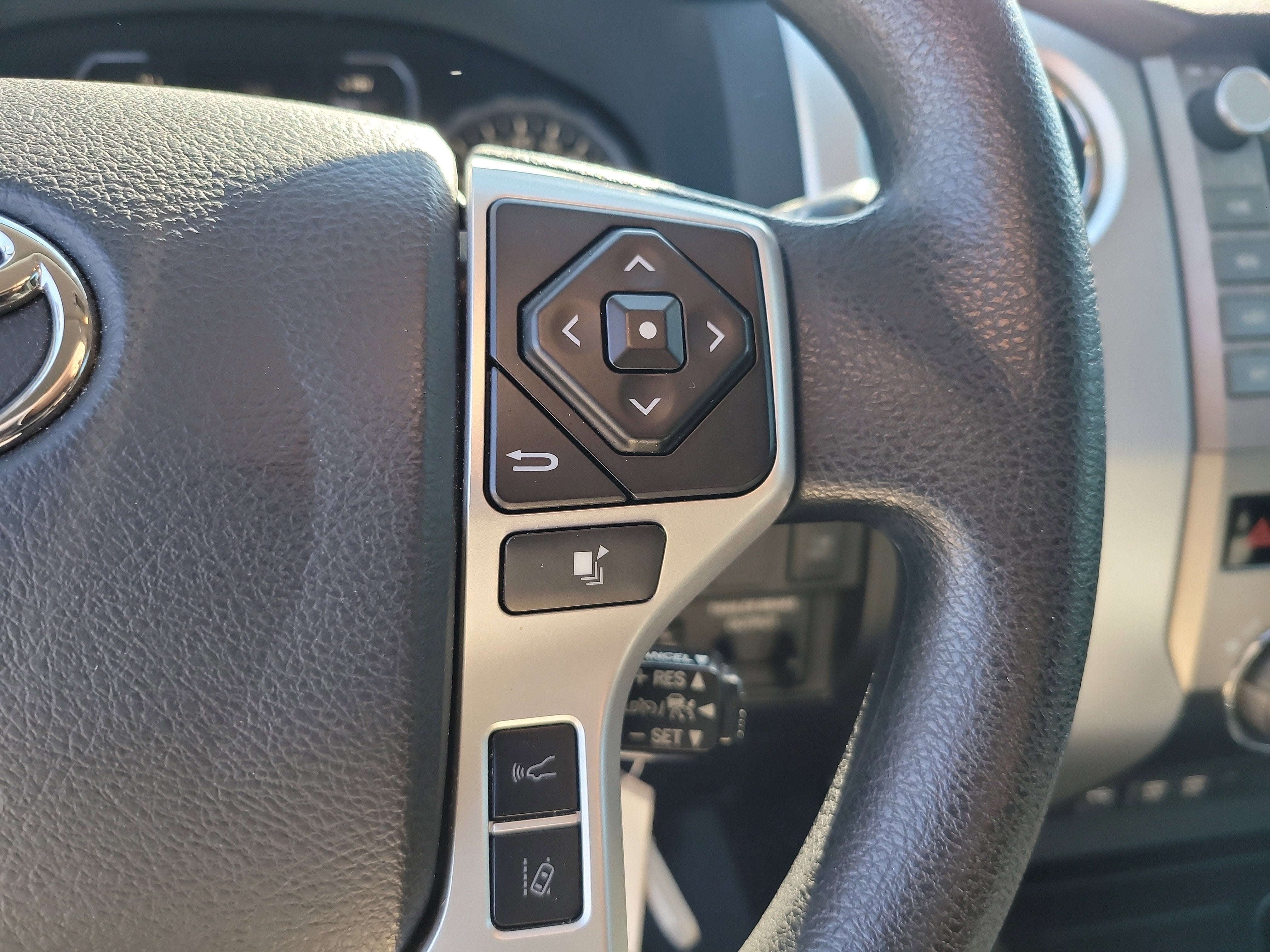 2020 Toyota Tundra 2WD SR5