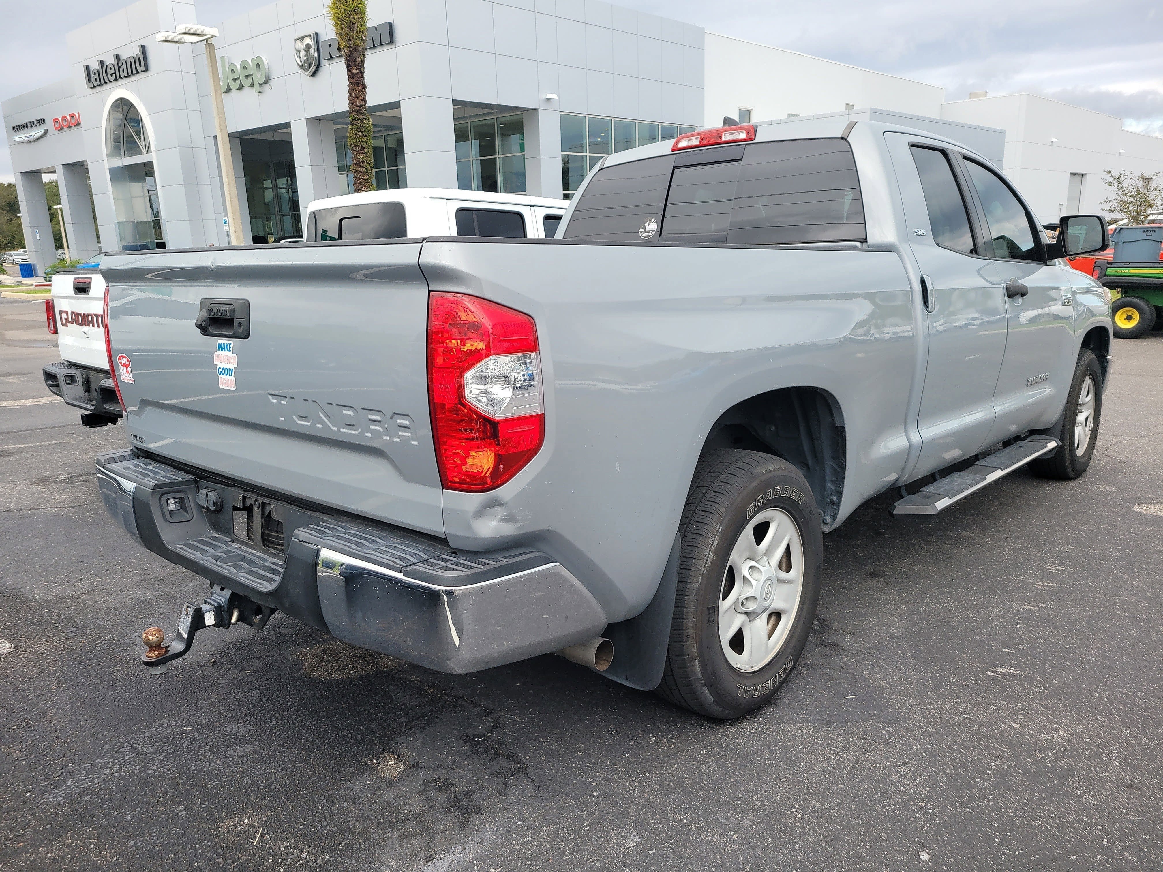 2020 Toyota Tundra 2WD SR5