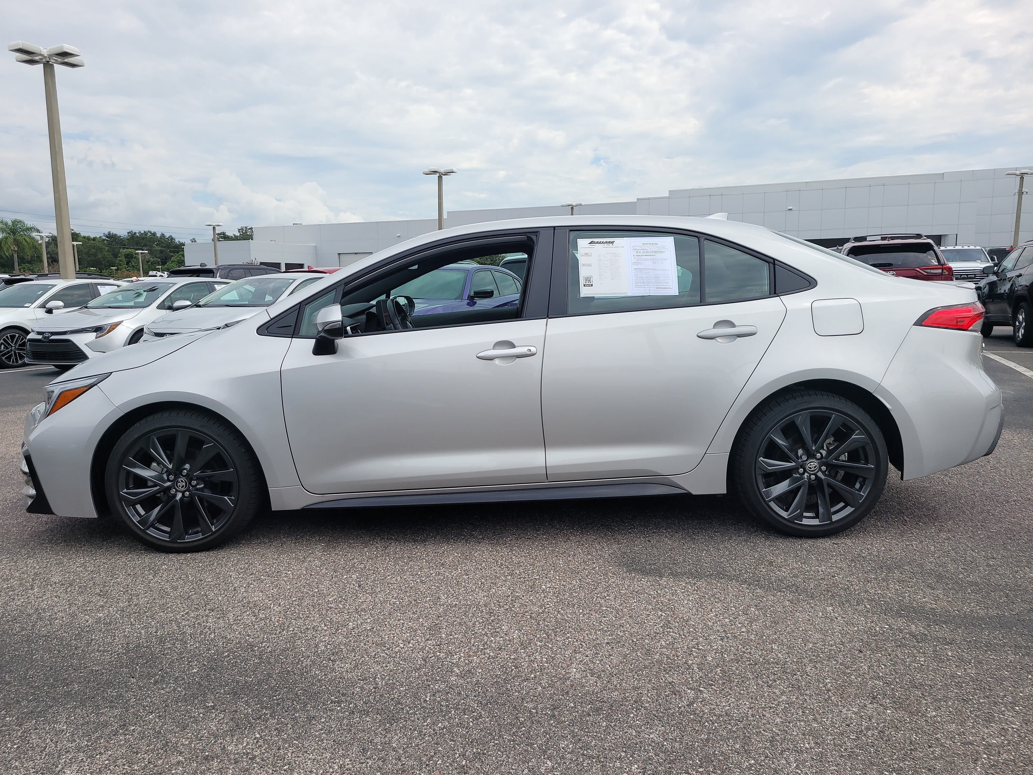 2025 Toyota Corolla SE