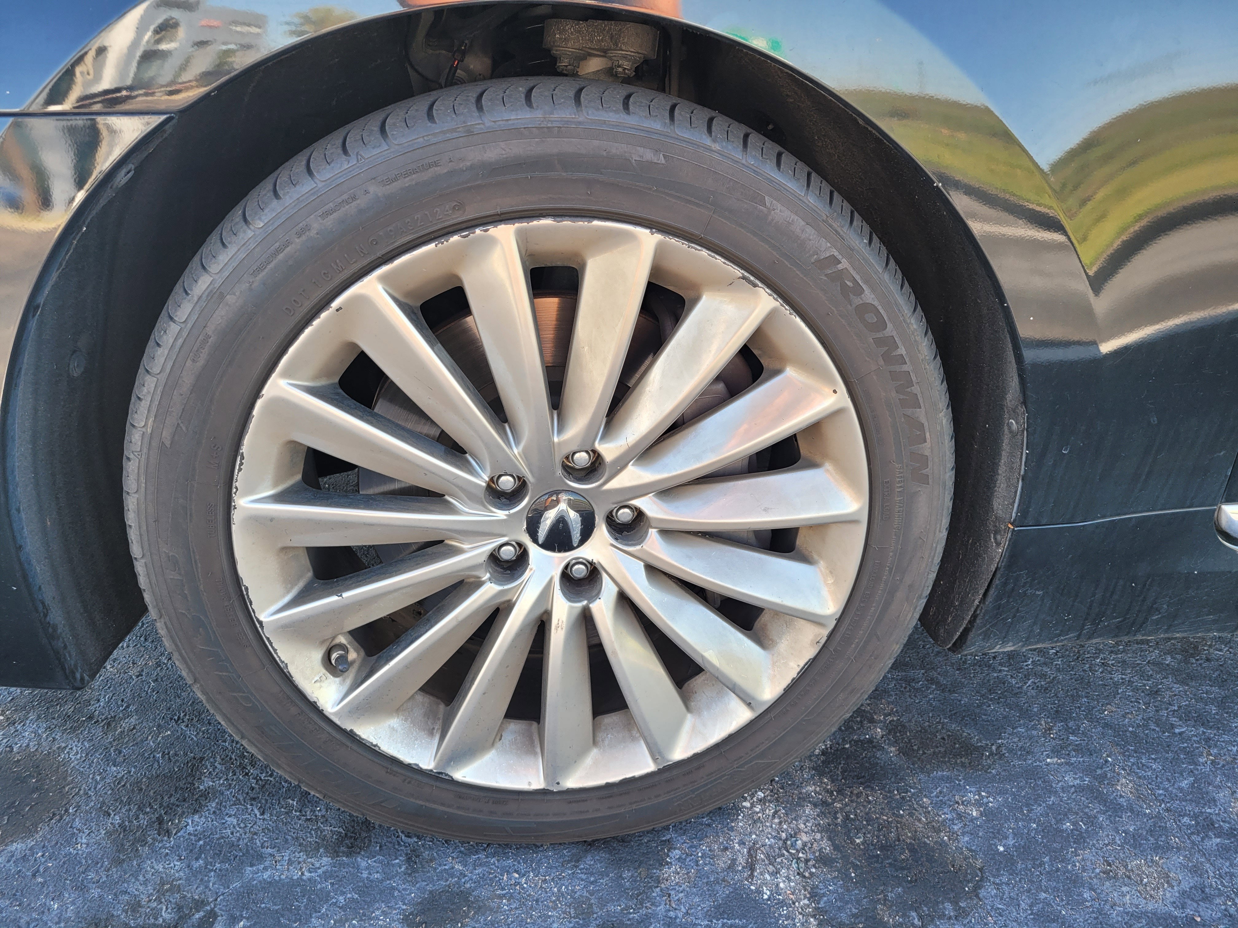 2014 Hyundai Equus Signature