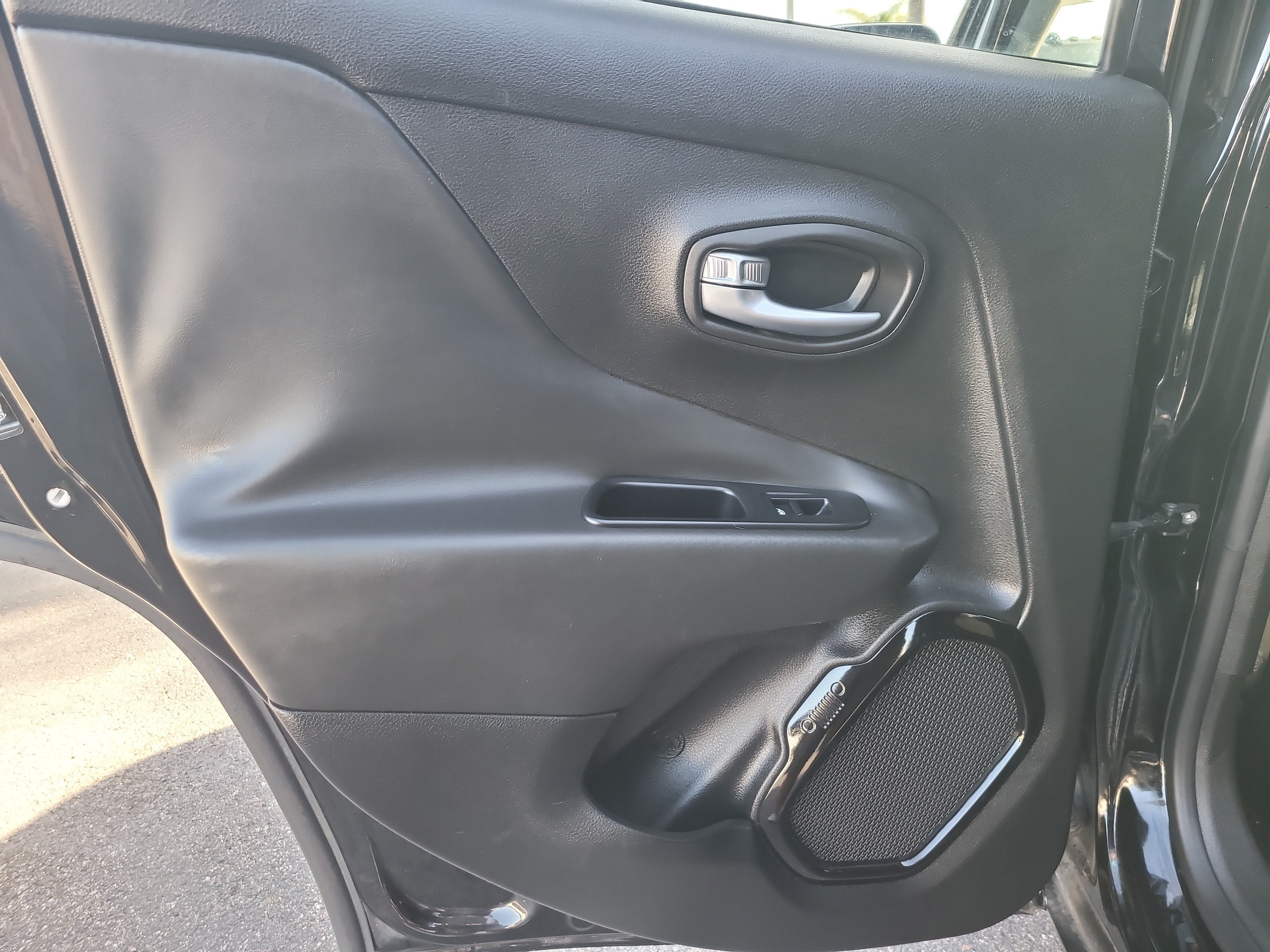 2019 Jeep Renegade Altitude