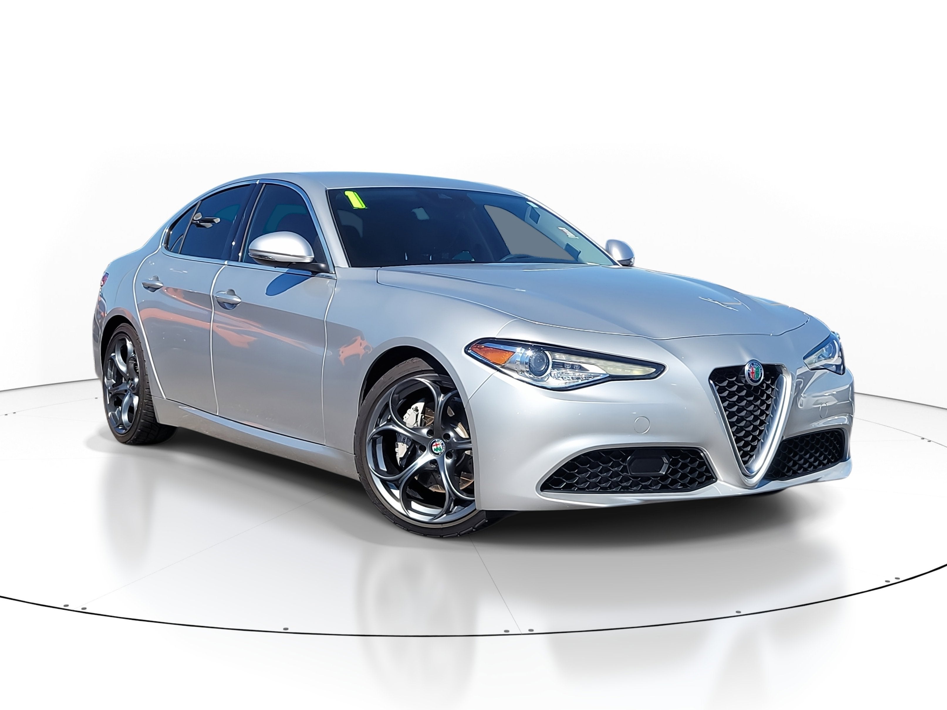2021 Alfa Romeo Giulia Base
