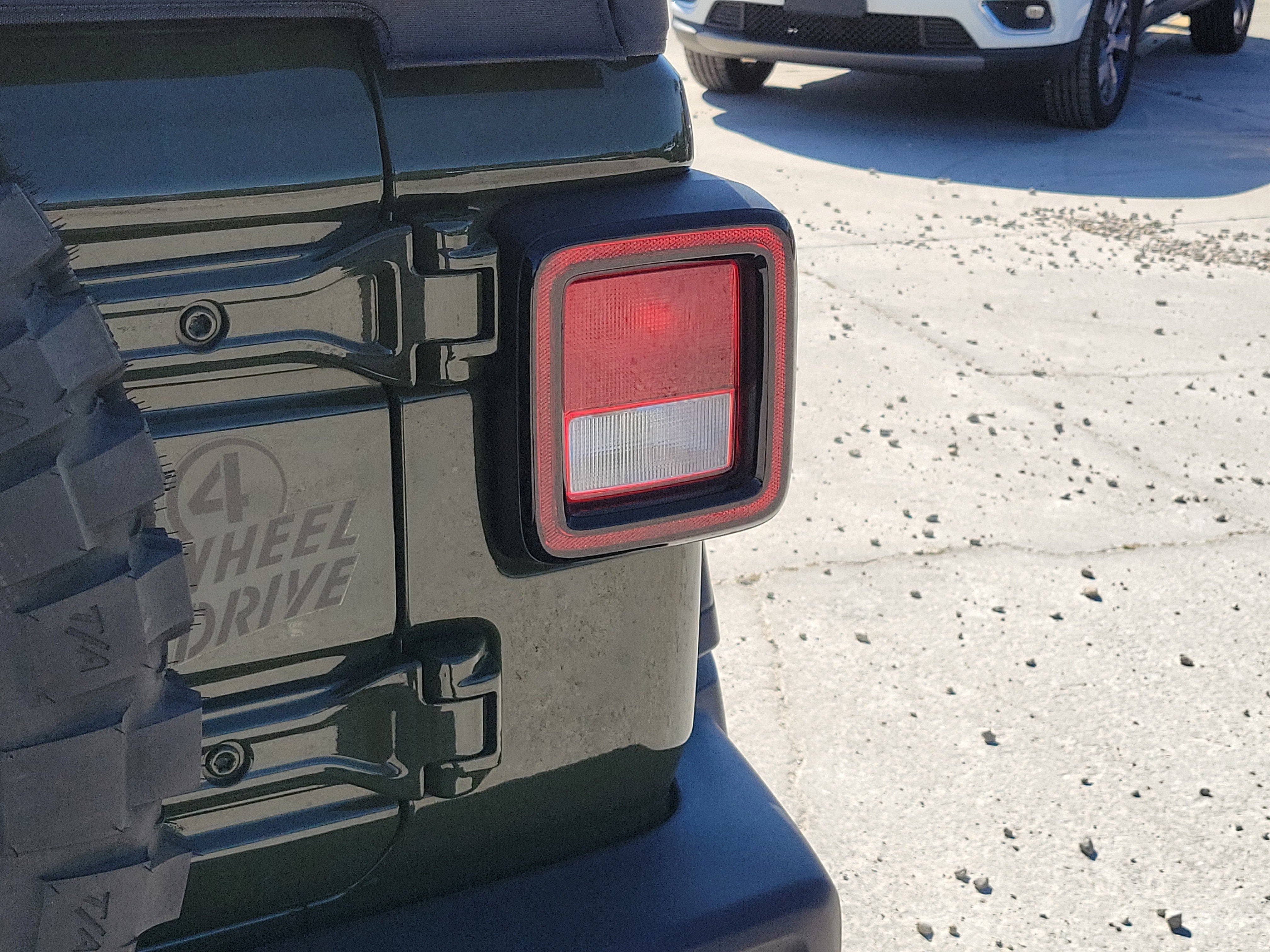 2022 Jeep Wrangler Unlimited Willys Sport
