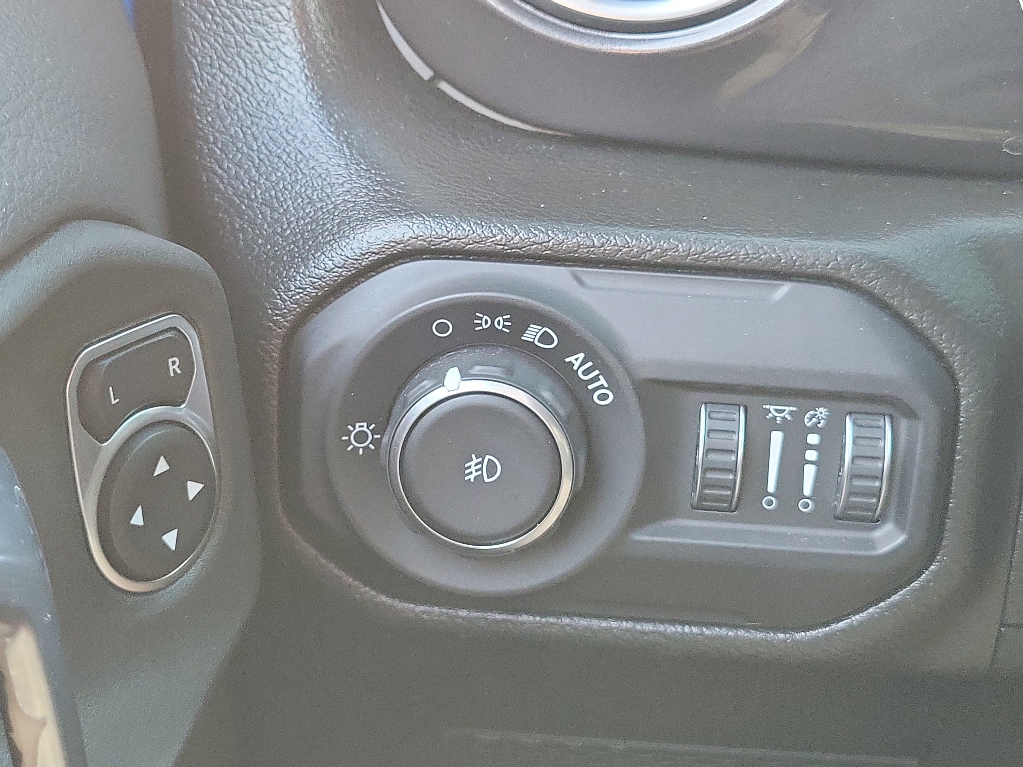 2022 Jeep Wrangler Unlimited Sahara Altitude