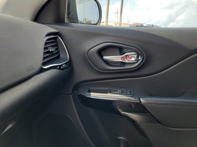 2020 Jeep Cherokee Altitude