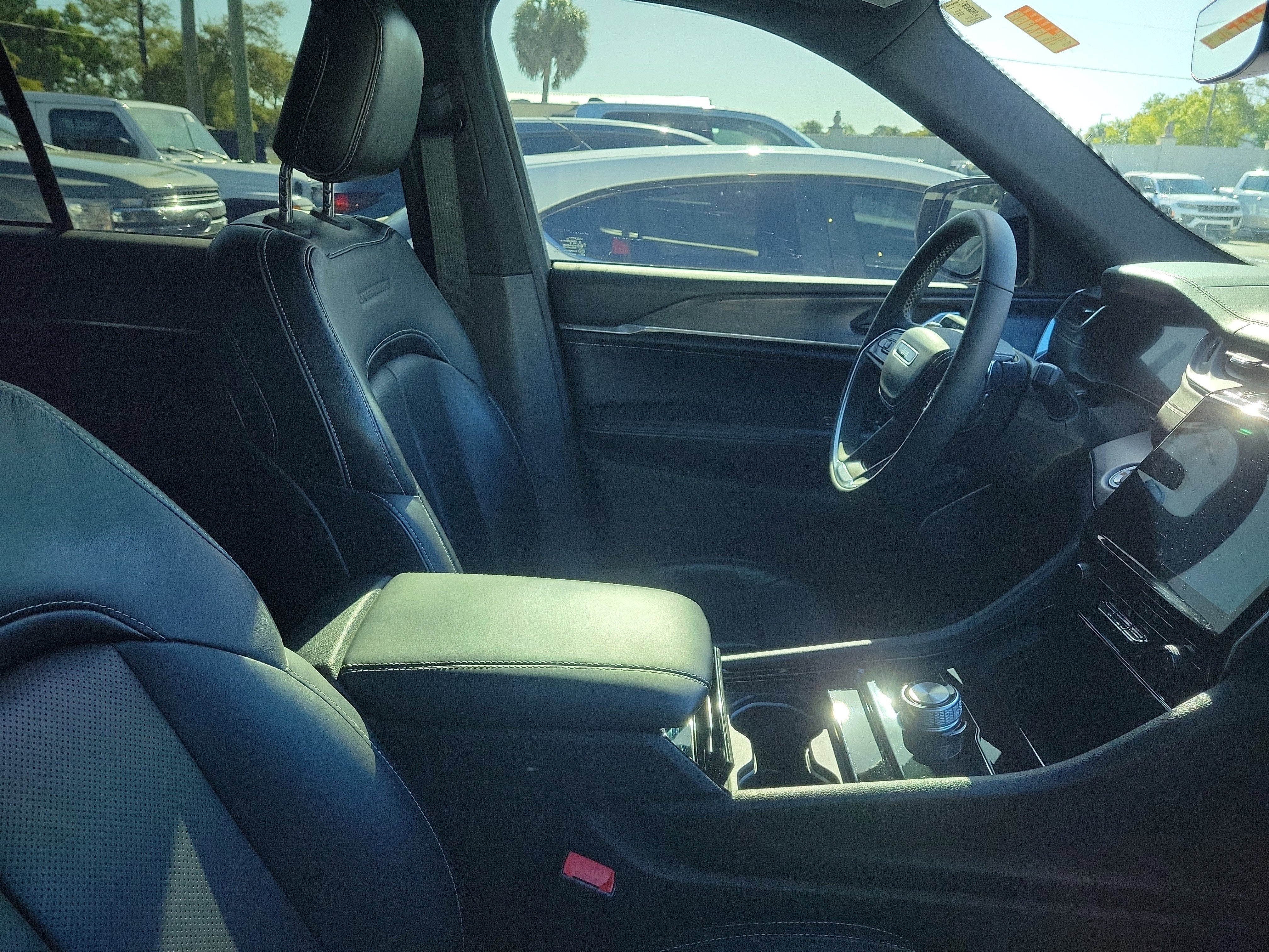 2023 Jeep Grand Cherokee Overland