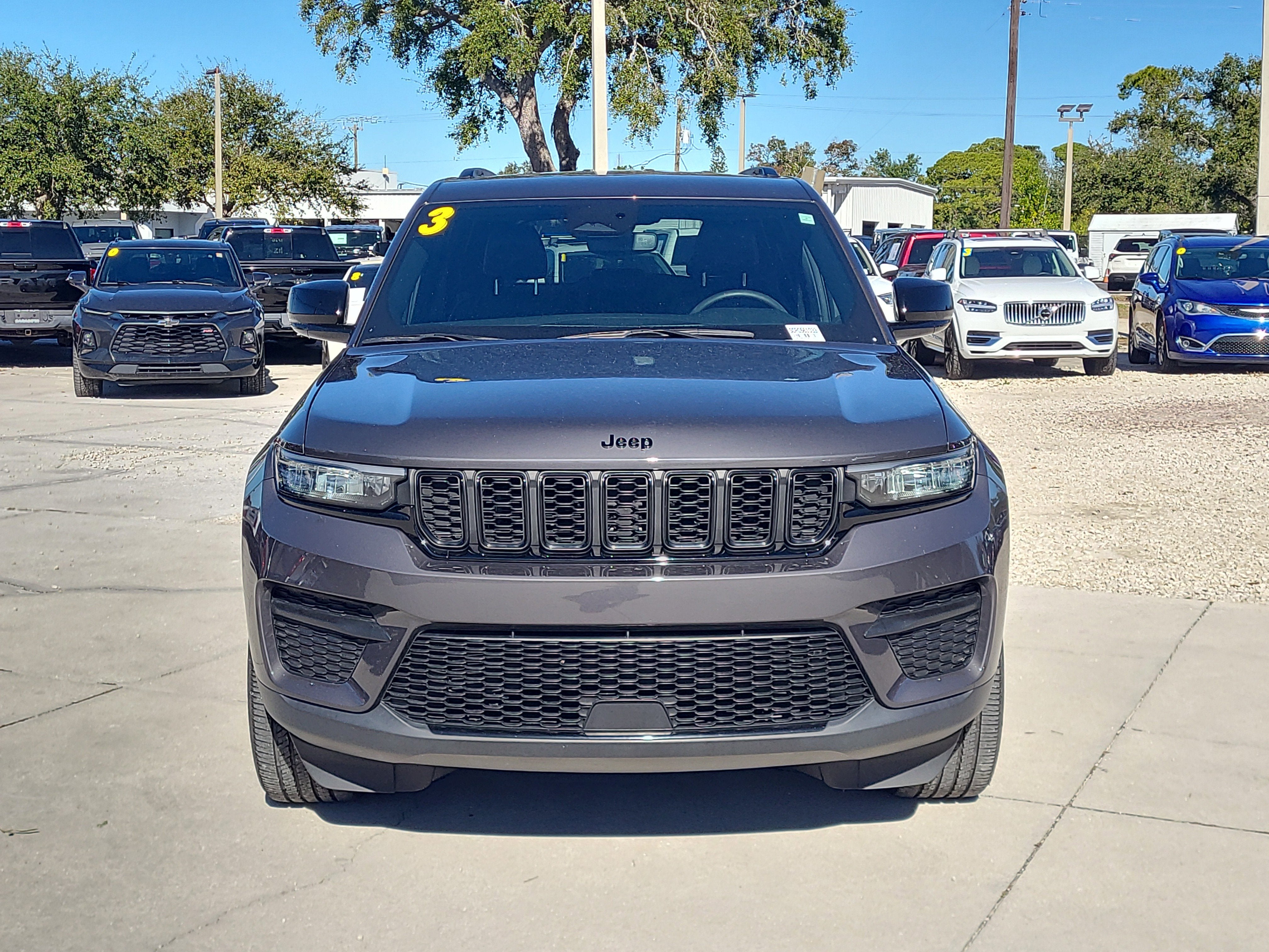 2023 Jeep Grand Cherokee Altitude