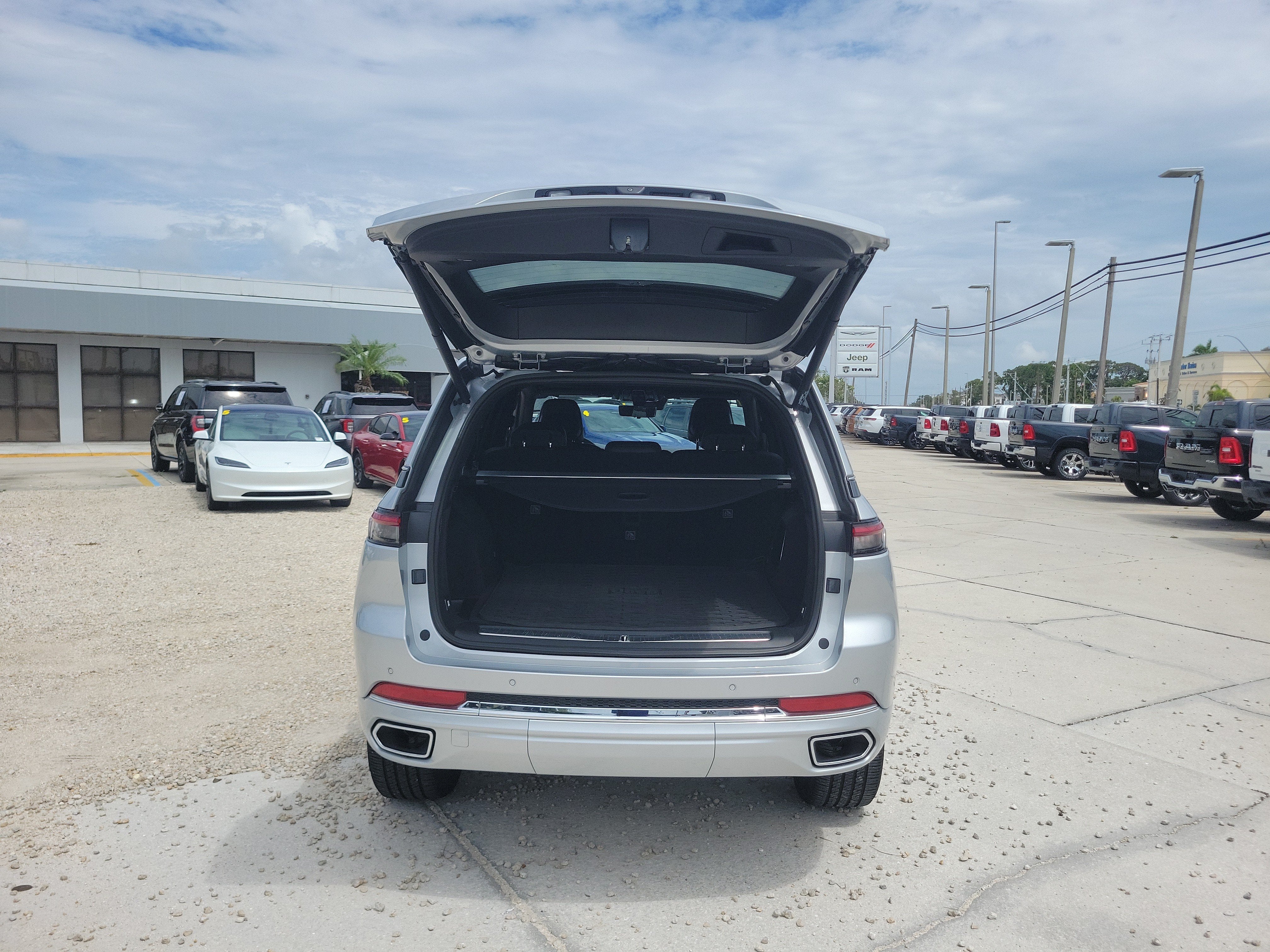 2024 Jeep Grand Cherokee Overland