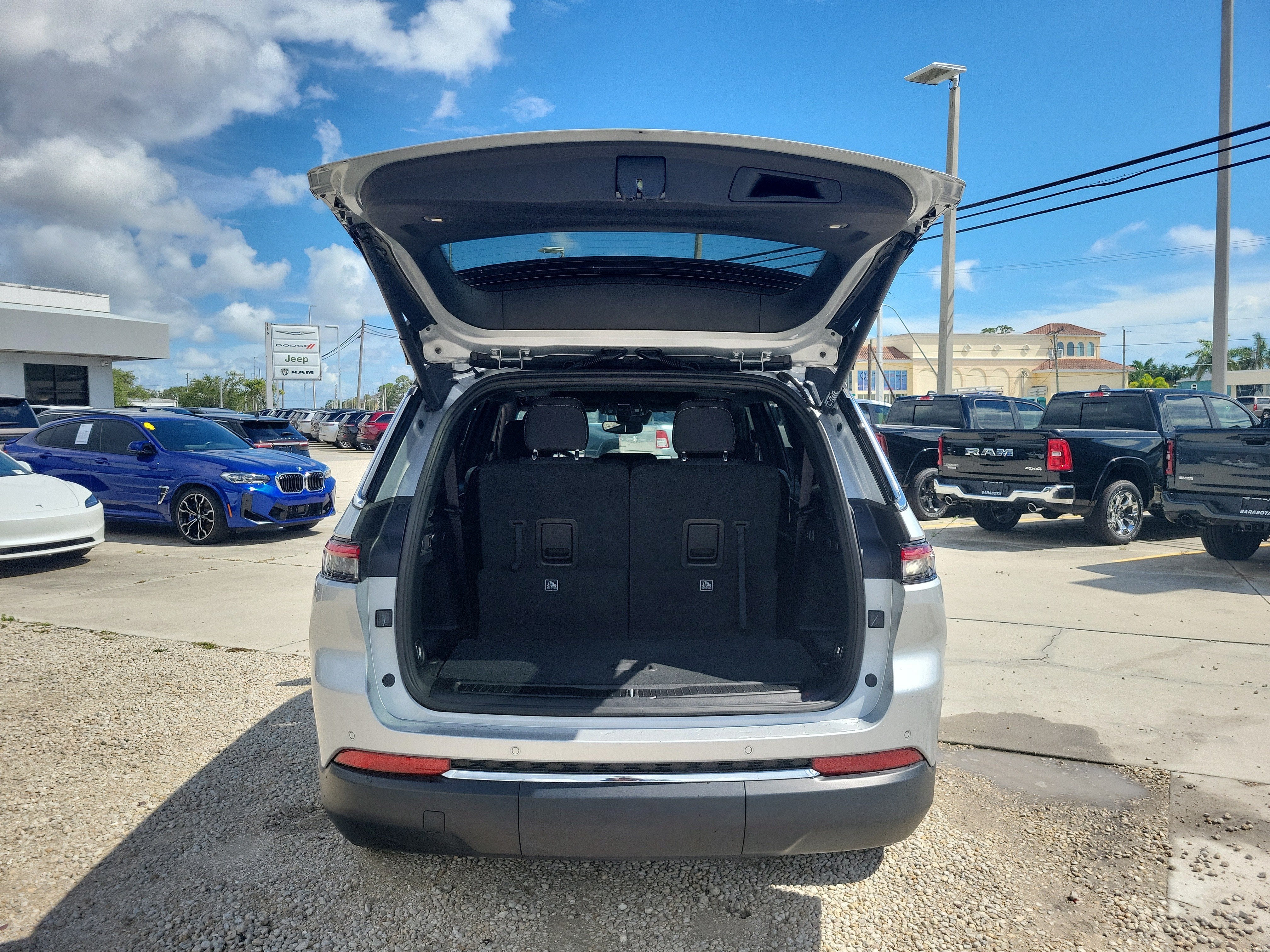 2024 Jeep Grand Cherokee L Laredo X