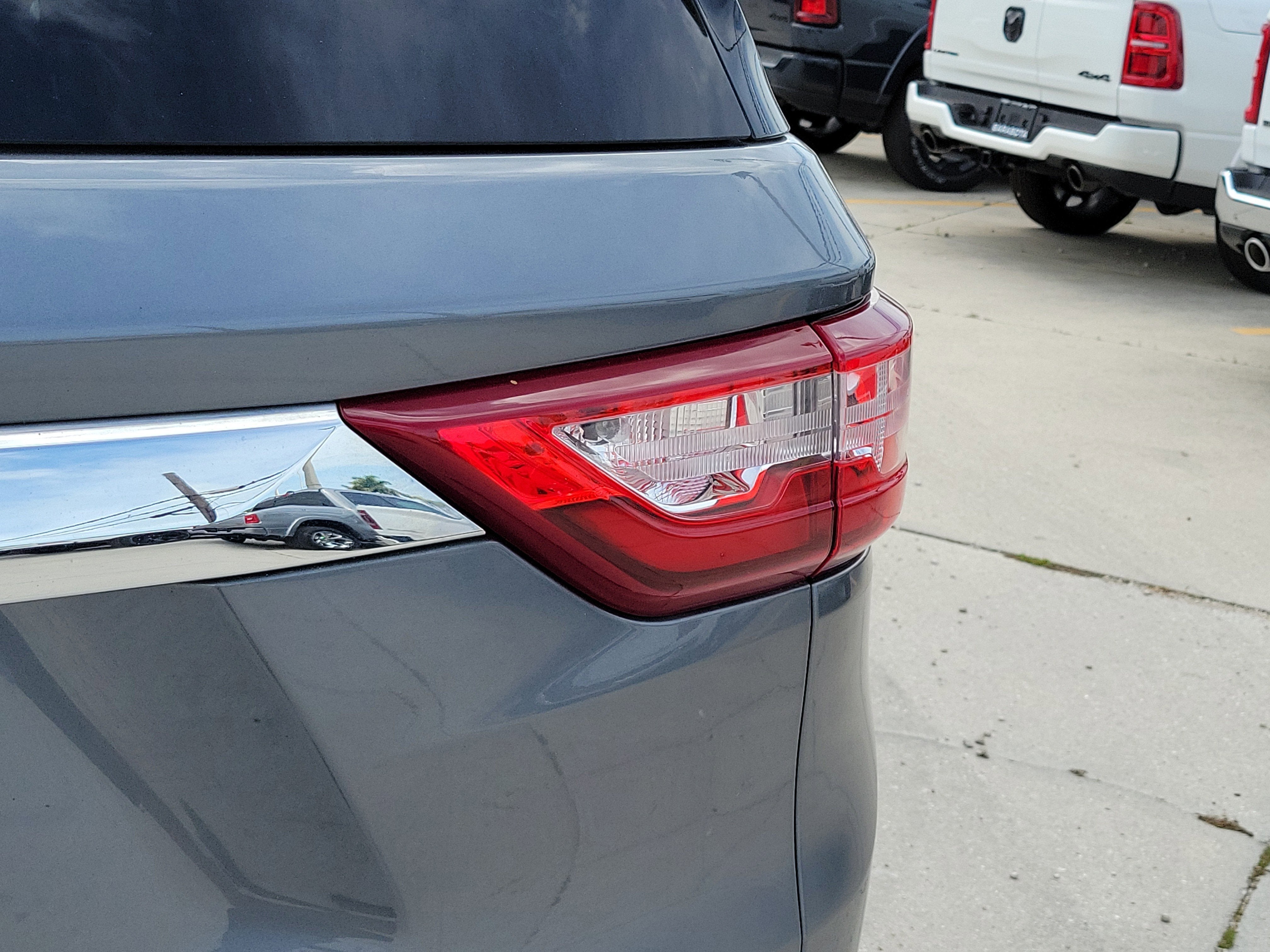 2021 Chevrolet Traverse LT Leather