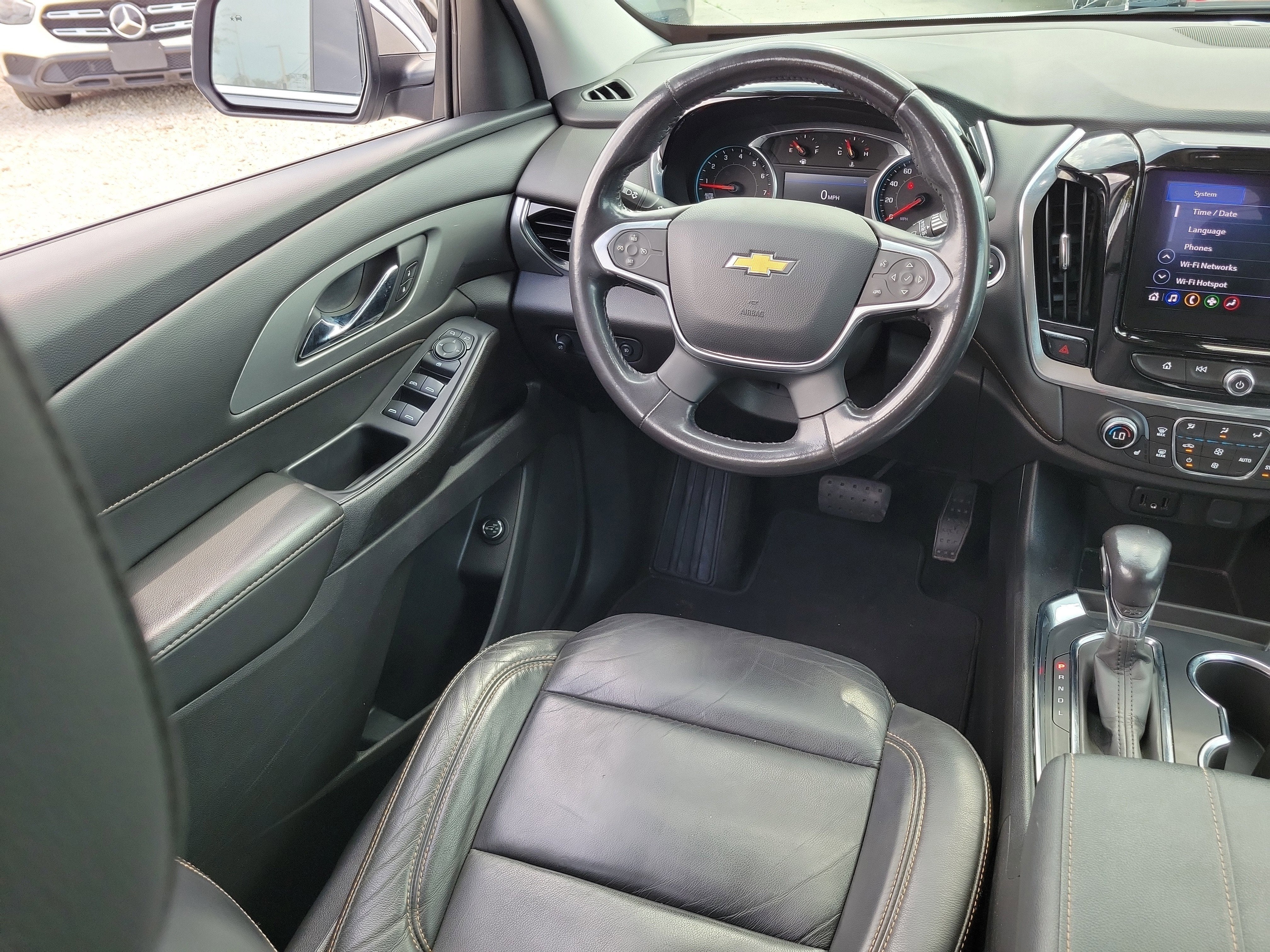 2021 Chevrolet Traverse LT Leather