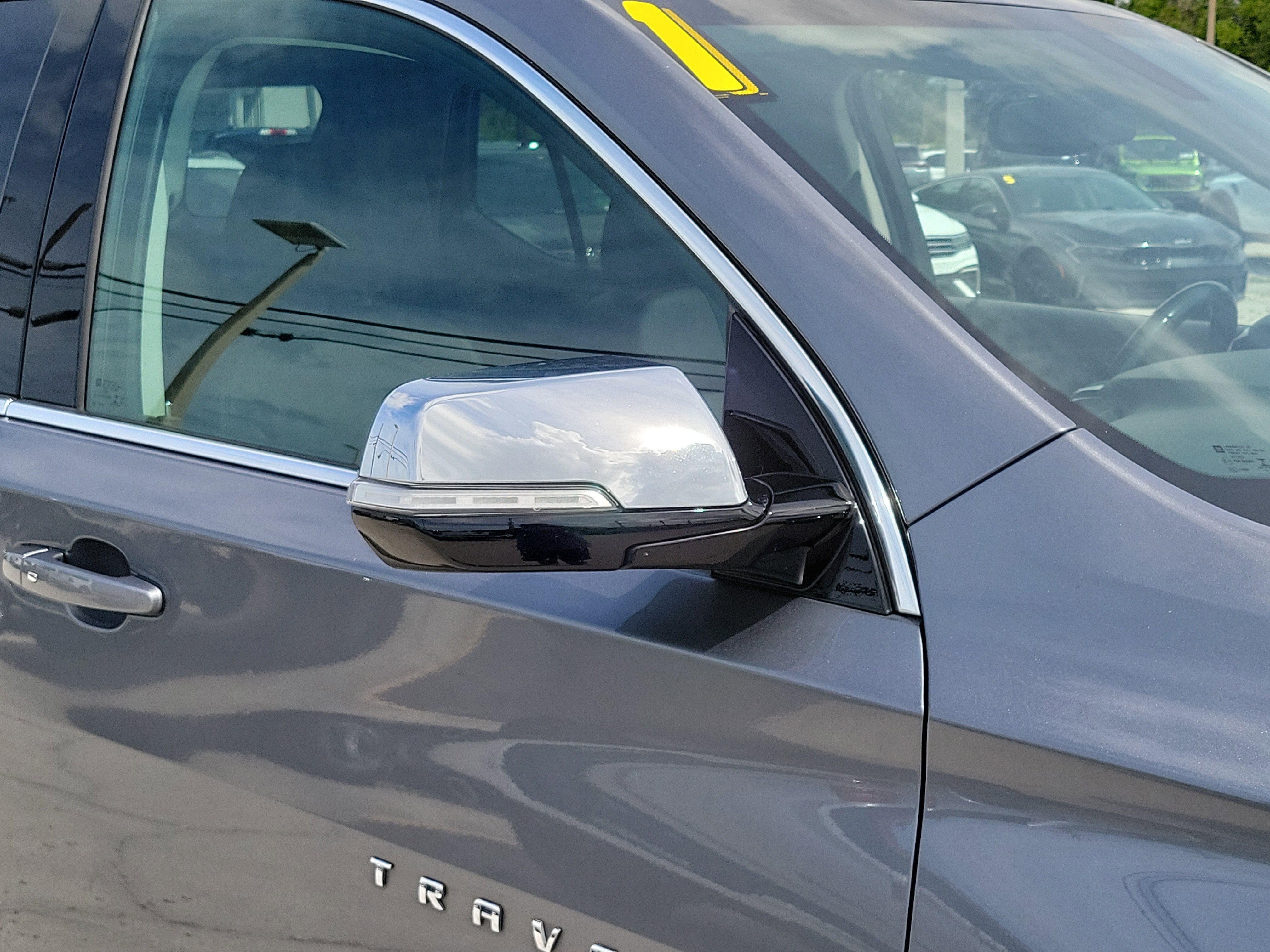 2021 Chevrolet Traverse LT Leather