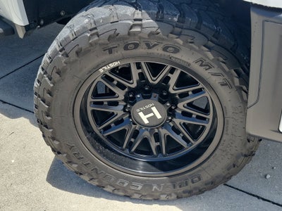 2024 GMC Sierra 2500HD AT4
