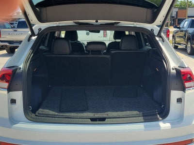 2022 Volkswagen Atlas Cross Sport 2.0T SEL R-Line
