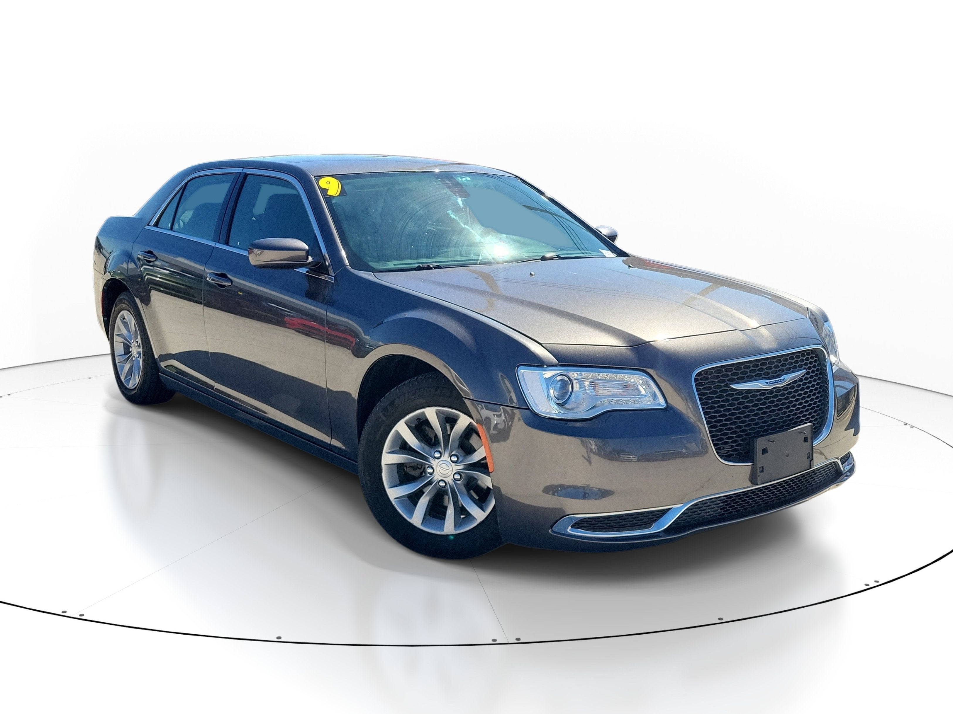 2019 Chrysler 300 Touring