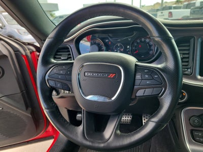 2017 Dodge Challenger SXT Plus