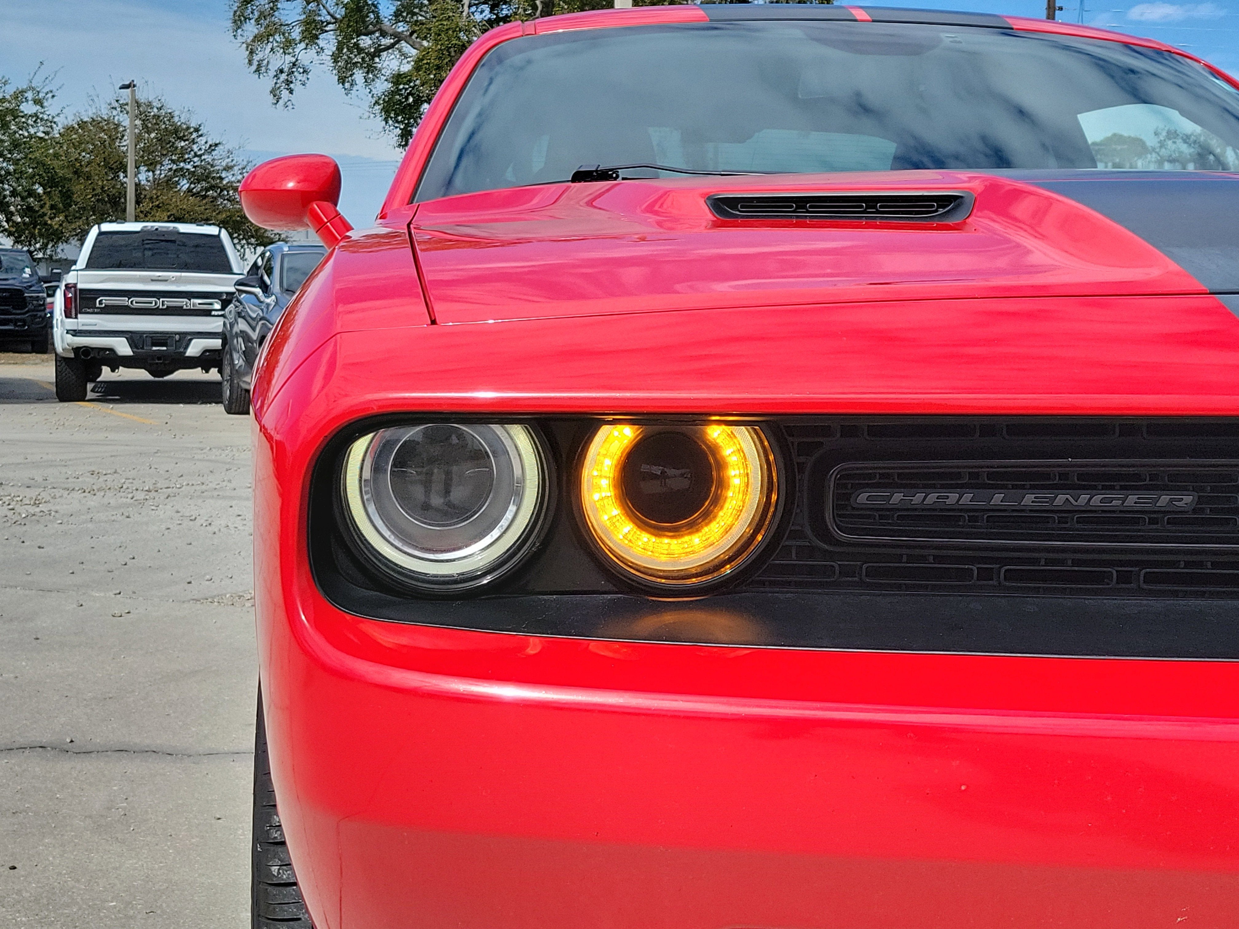 2017 Dodge Challenger SXT Plus