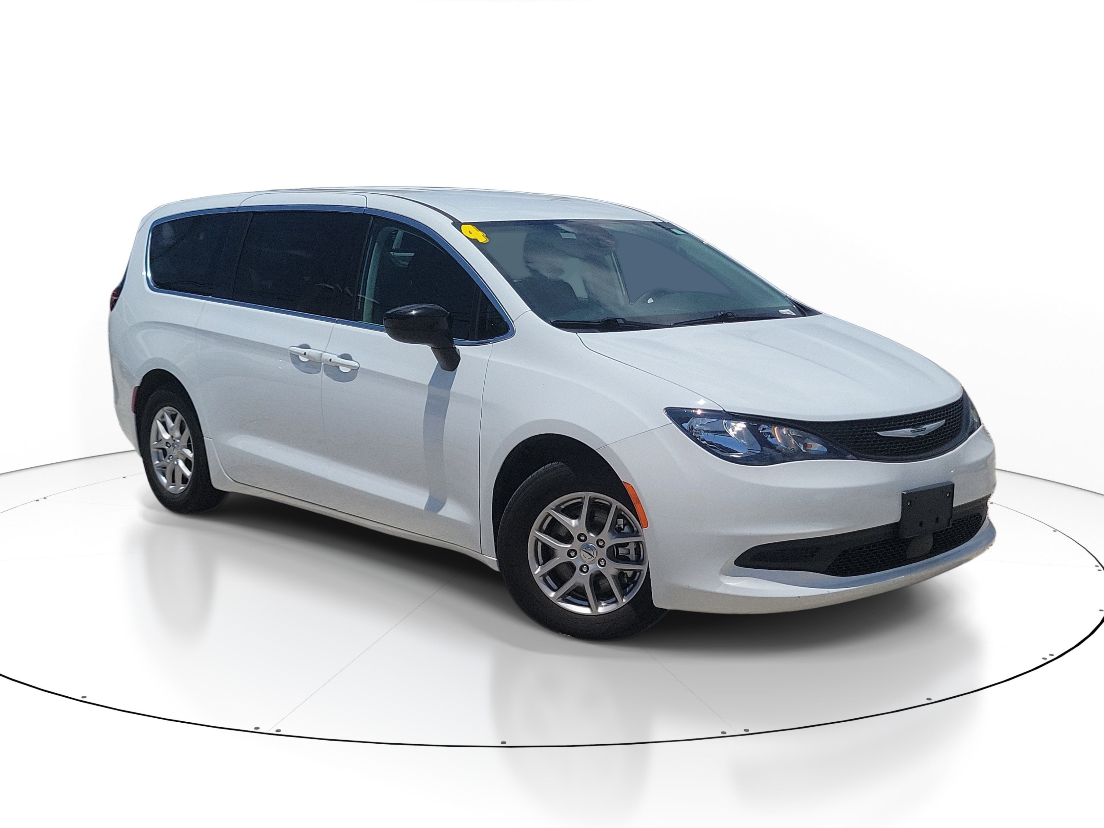 2024 Chrysler Voyager LX