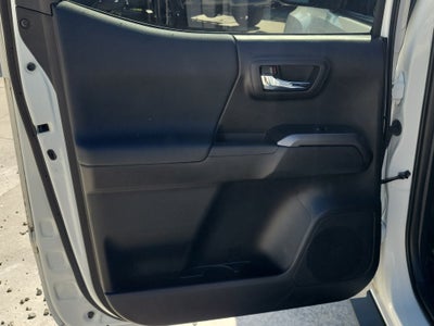 2022 Toyota Tacoma 4WD SR