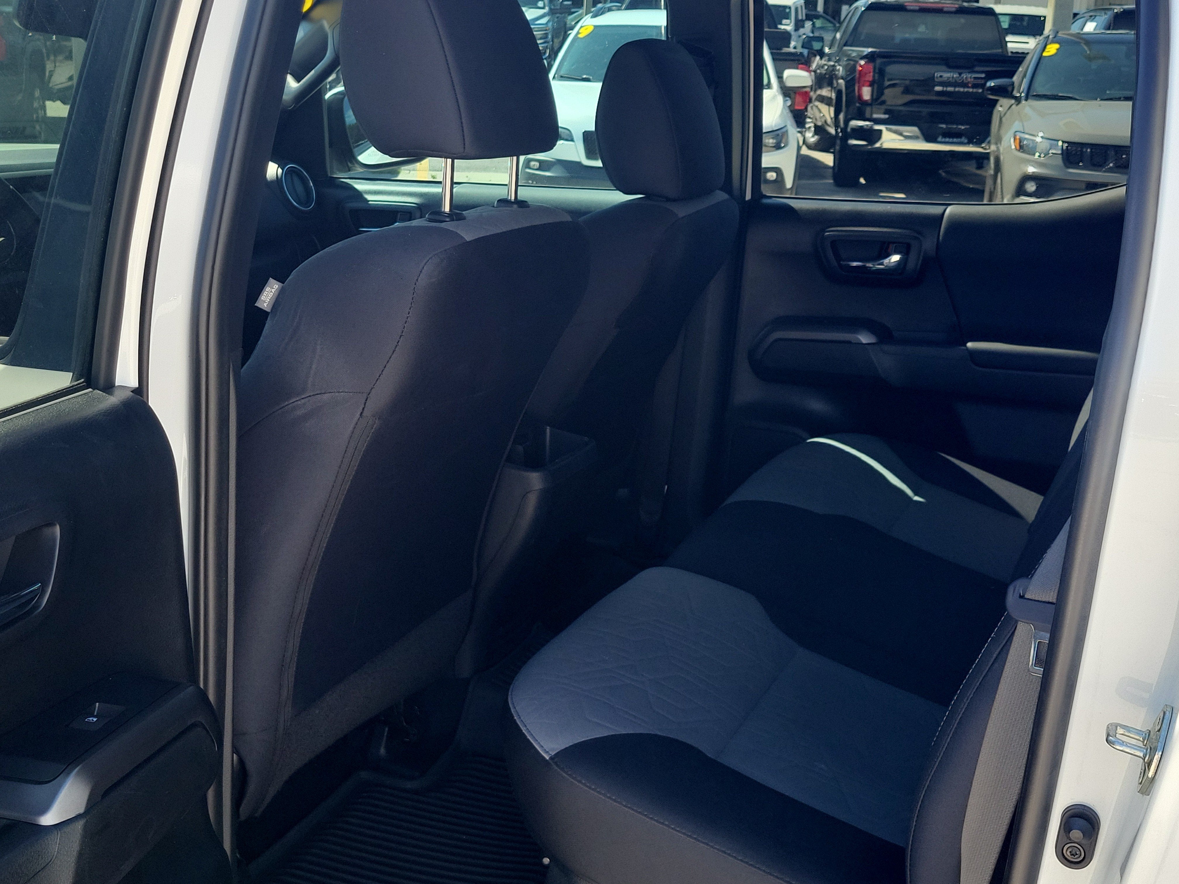 2022 Toyota Tacoma 4WD SR