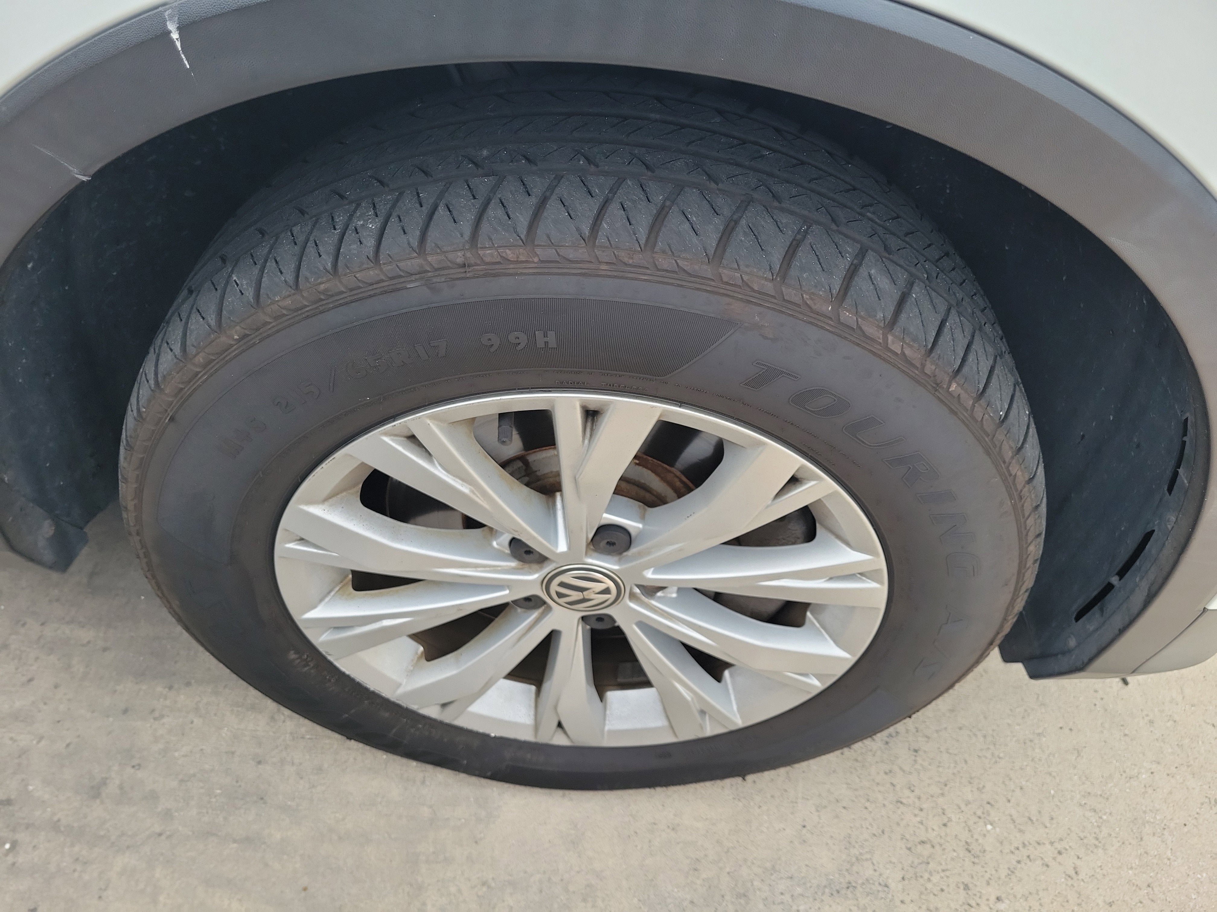 2019 Volkswagen Tiguan S