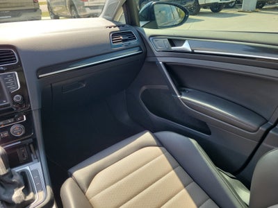 2017 Volkswagen Golf S