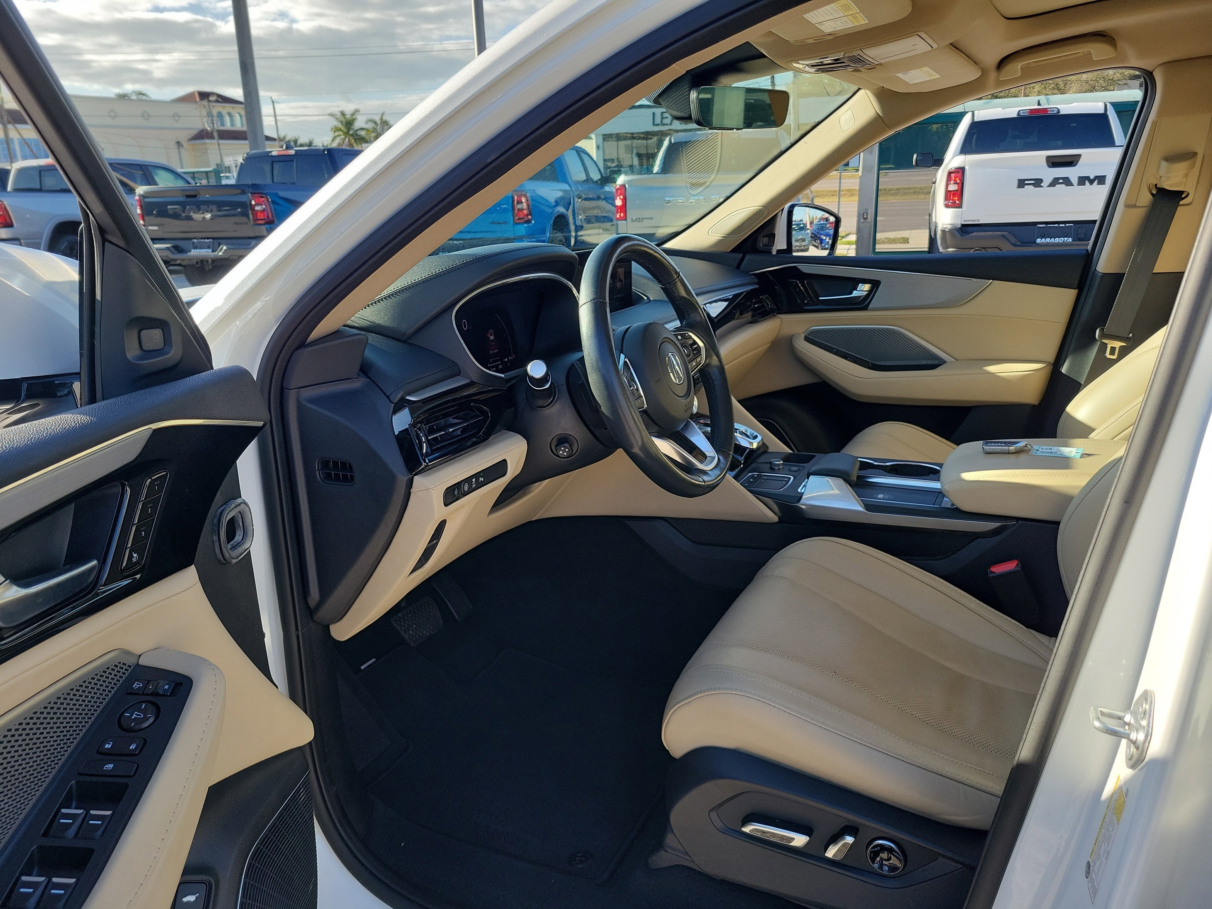 2022 Acura MDX w/Technology Package