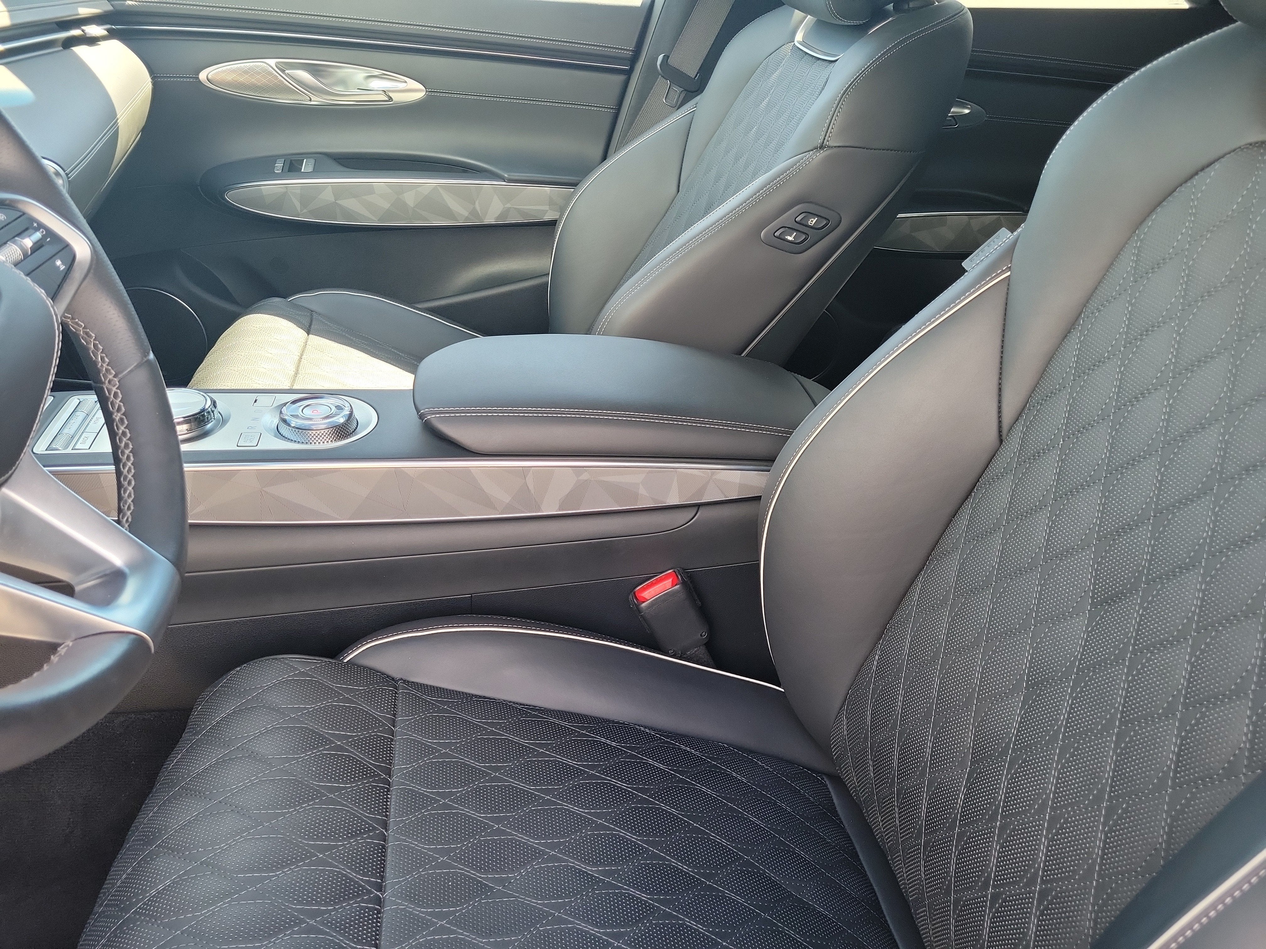 2024 Genesis GV70 3.5T Sport