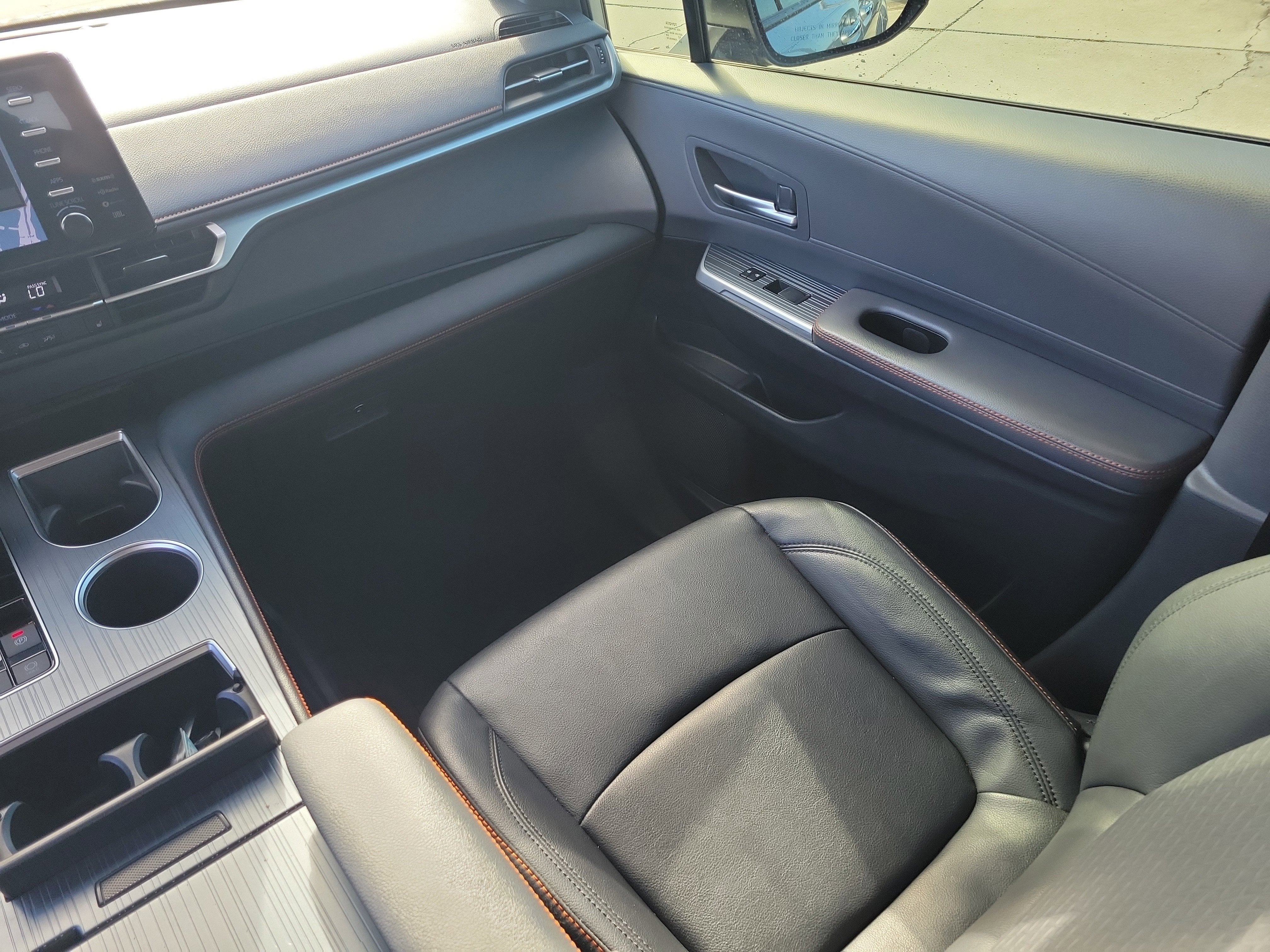 2023 Toyota Sienna XSE